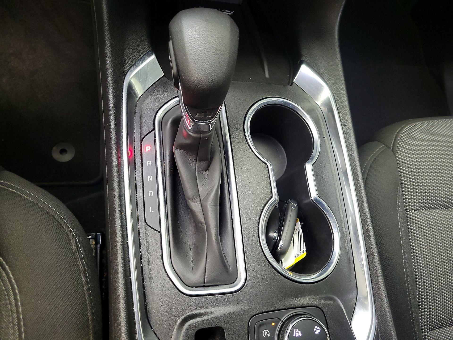 Thumbnail: 2023 Chevrolet Traverse - 15