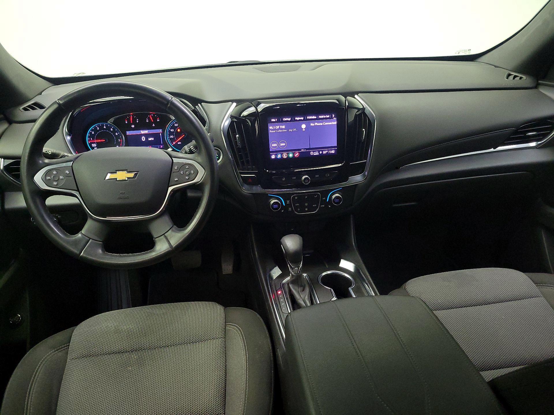 Thumbnail: 2023 Chevrolet Traverse - 8