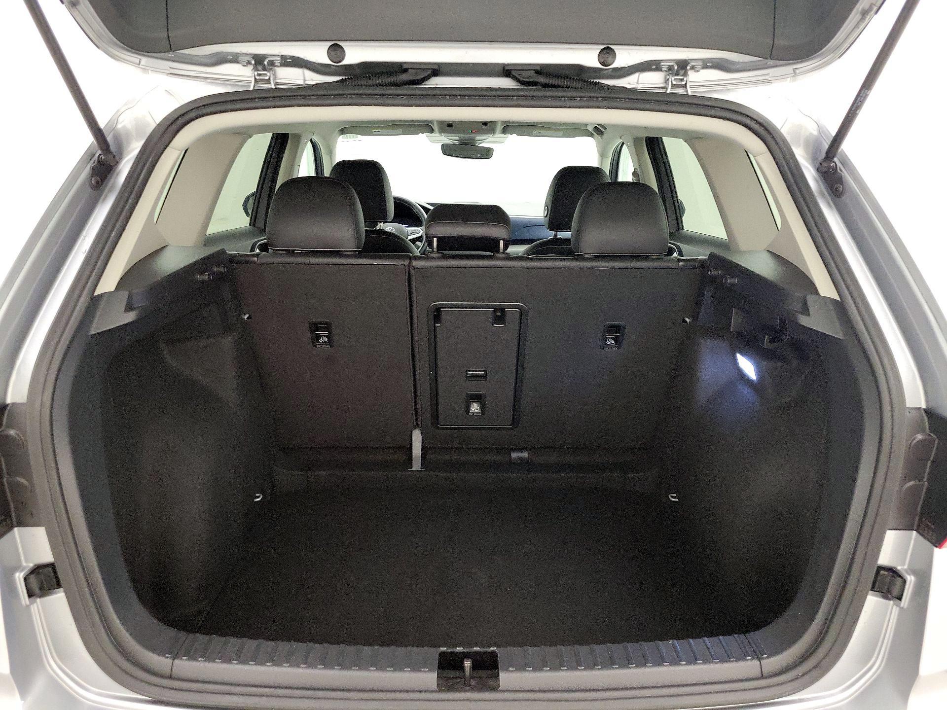 Thumbnail: 2024 Volkswagen Taos - 20