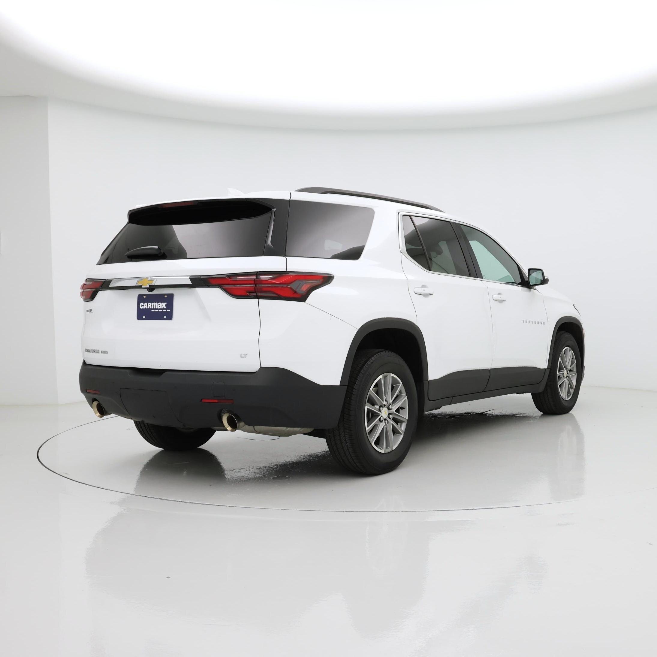 Thumbnail: 2023 Chevrolet Traverse - 8