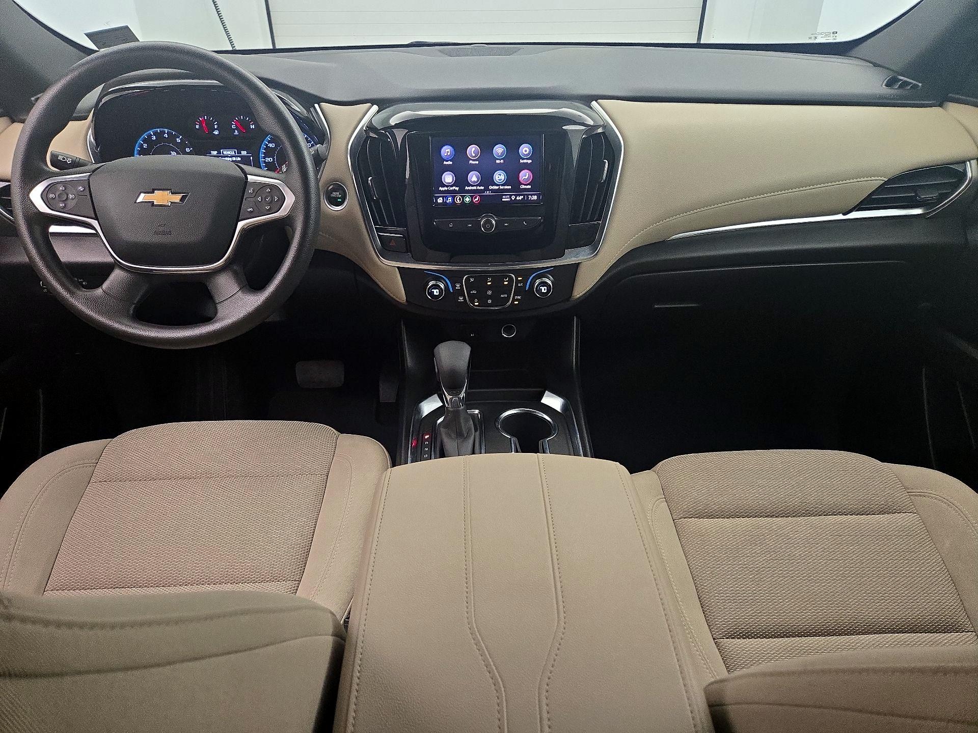 Thumbnail: 2023 Chevrolet Traverse - 9