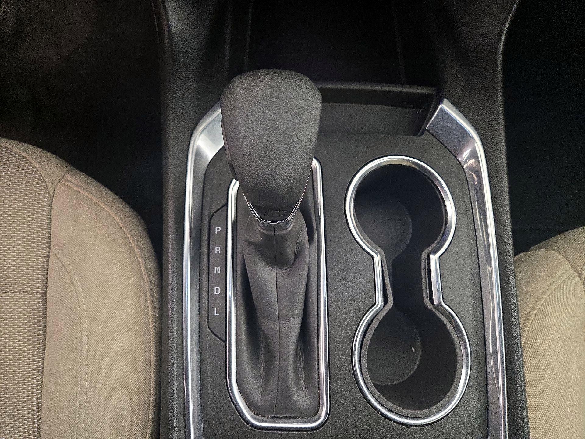 Thumbnail: 2023 Chevrolet Traverse - 17