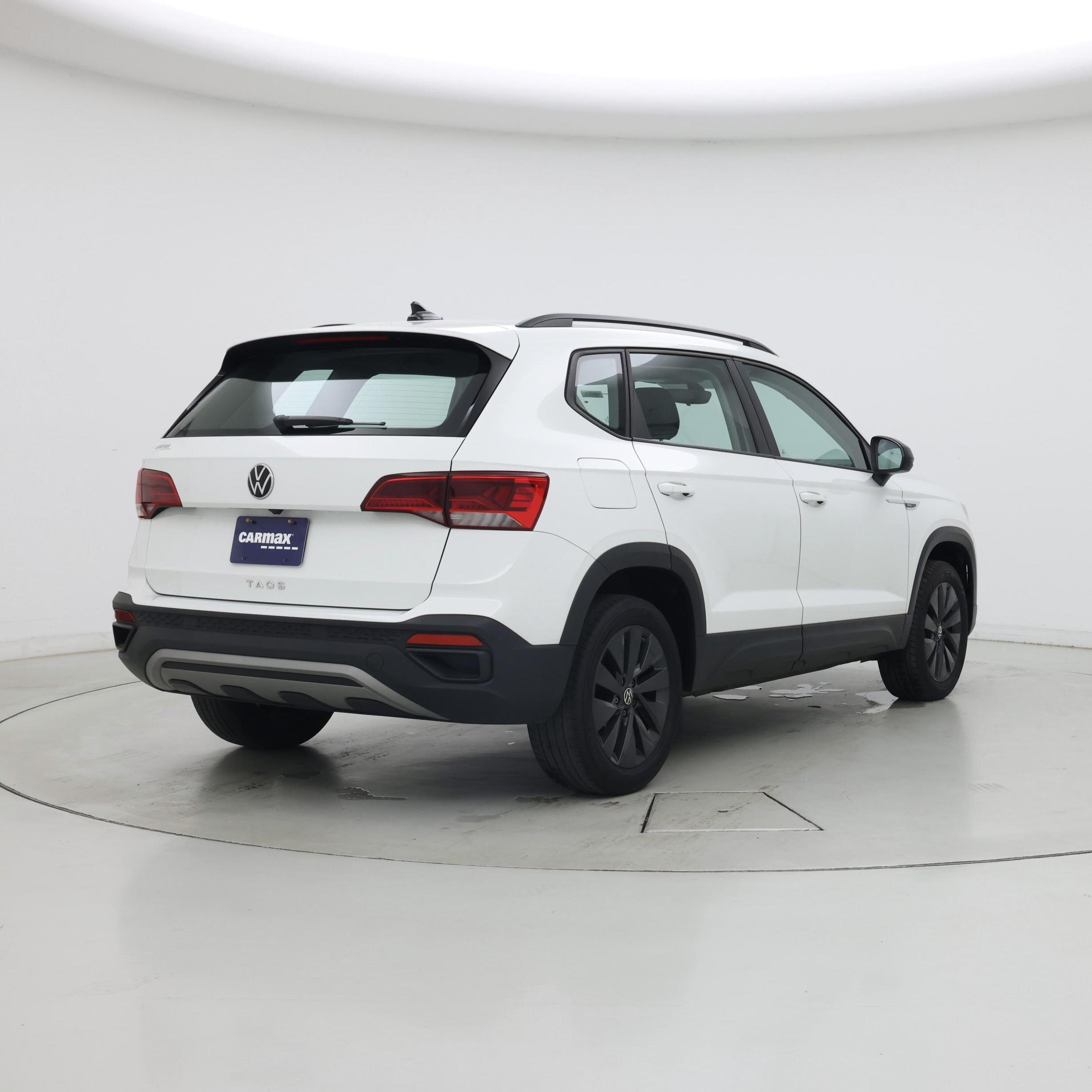 Thumbnail: 2023 Volkswagen Taos - 8