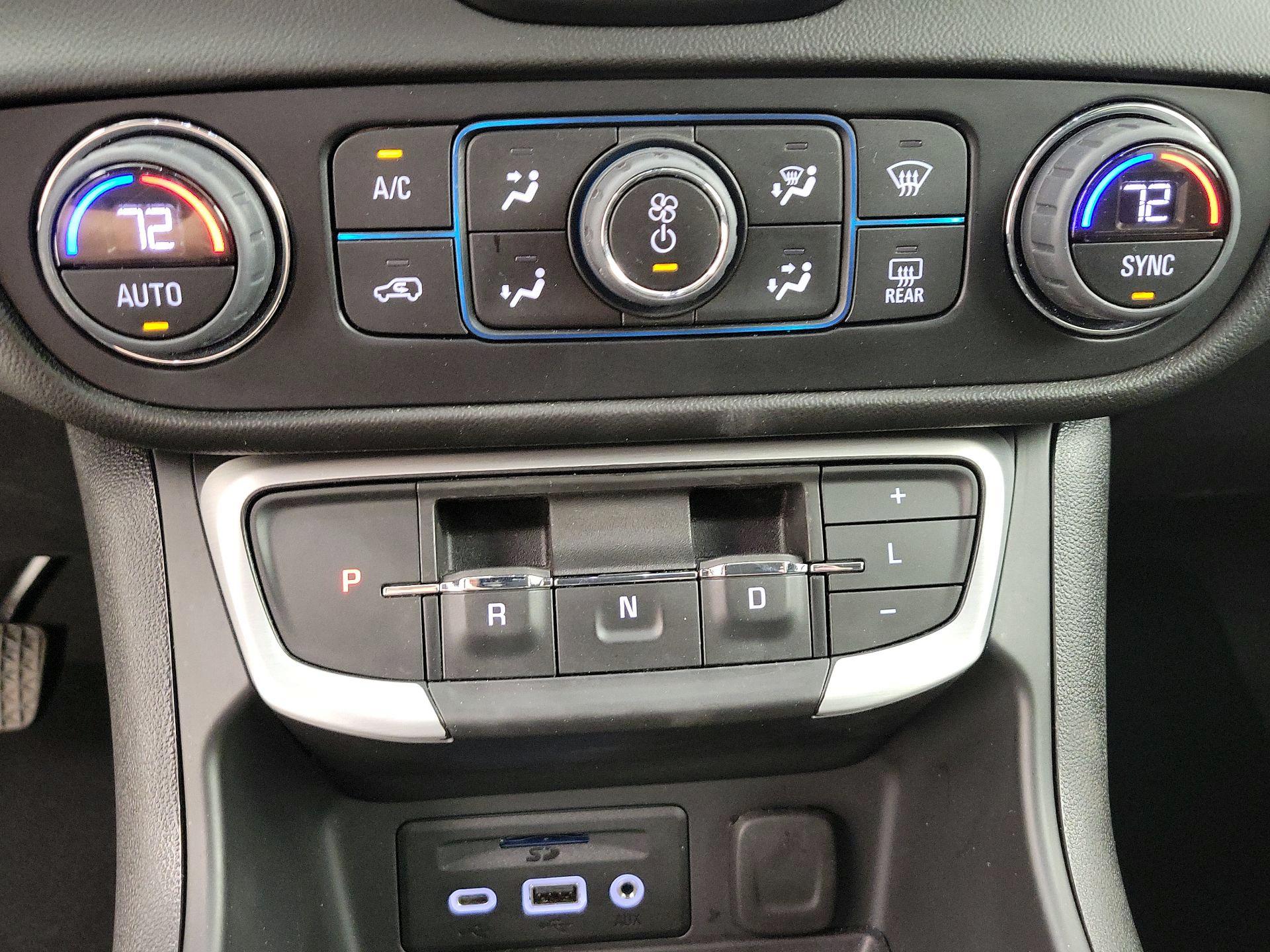 Thumbnail: 2022 GMC Terrain - 16