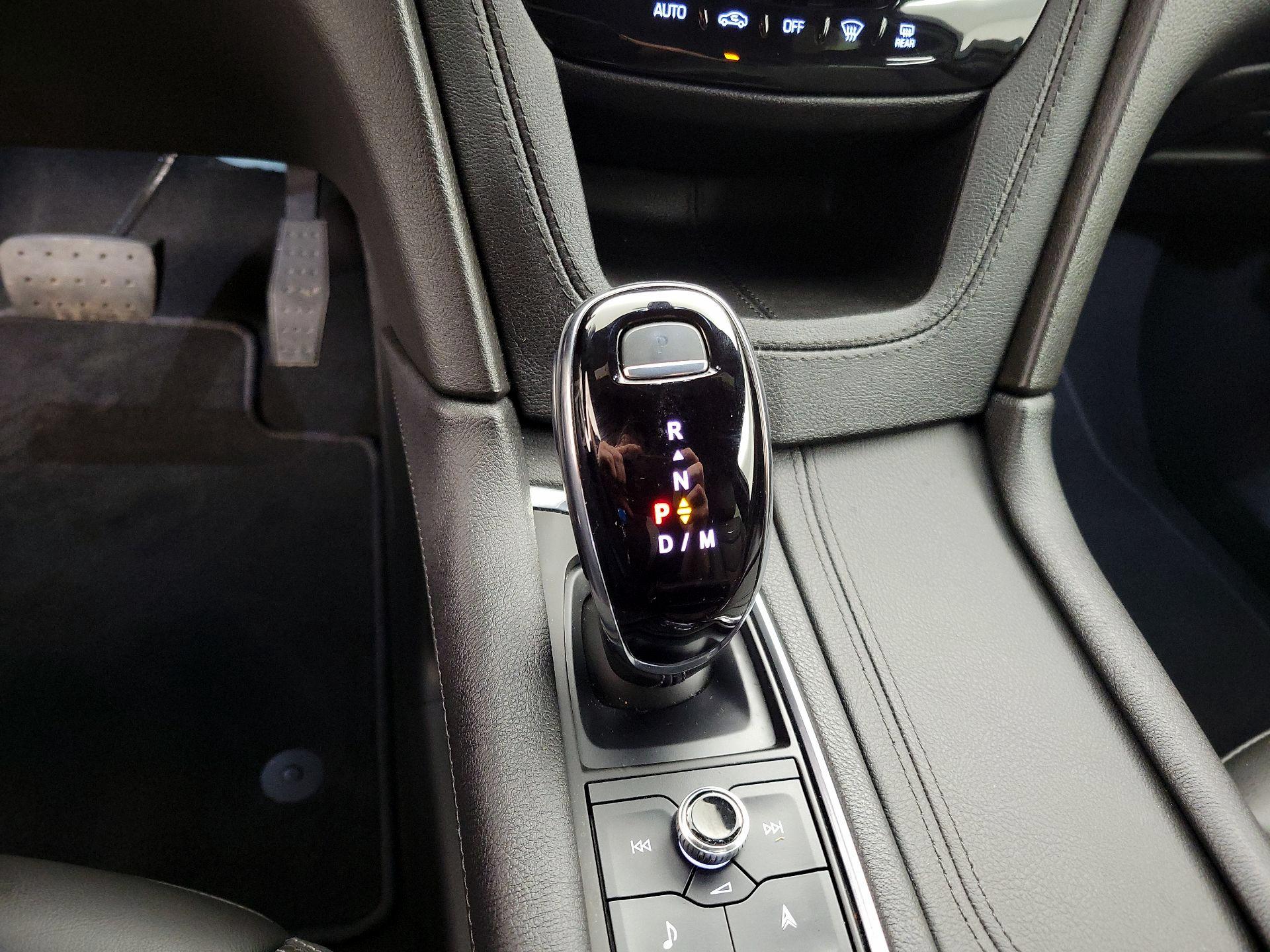 Thumbnail: 2023 Cadillac XT5 - 18