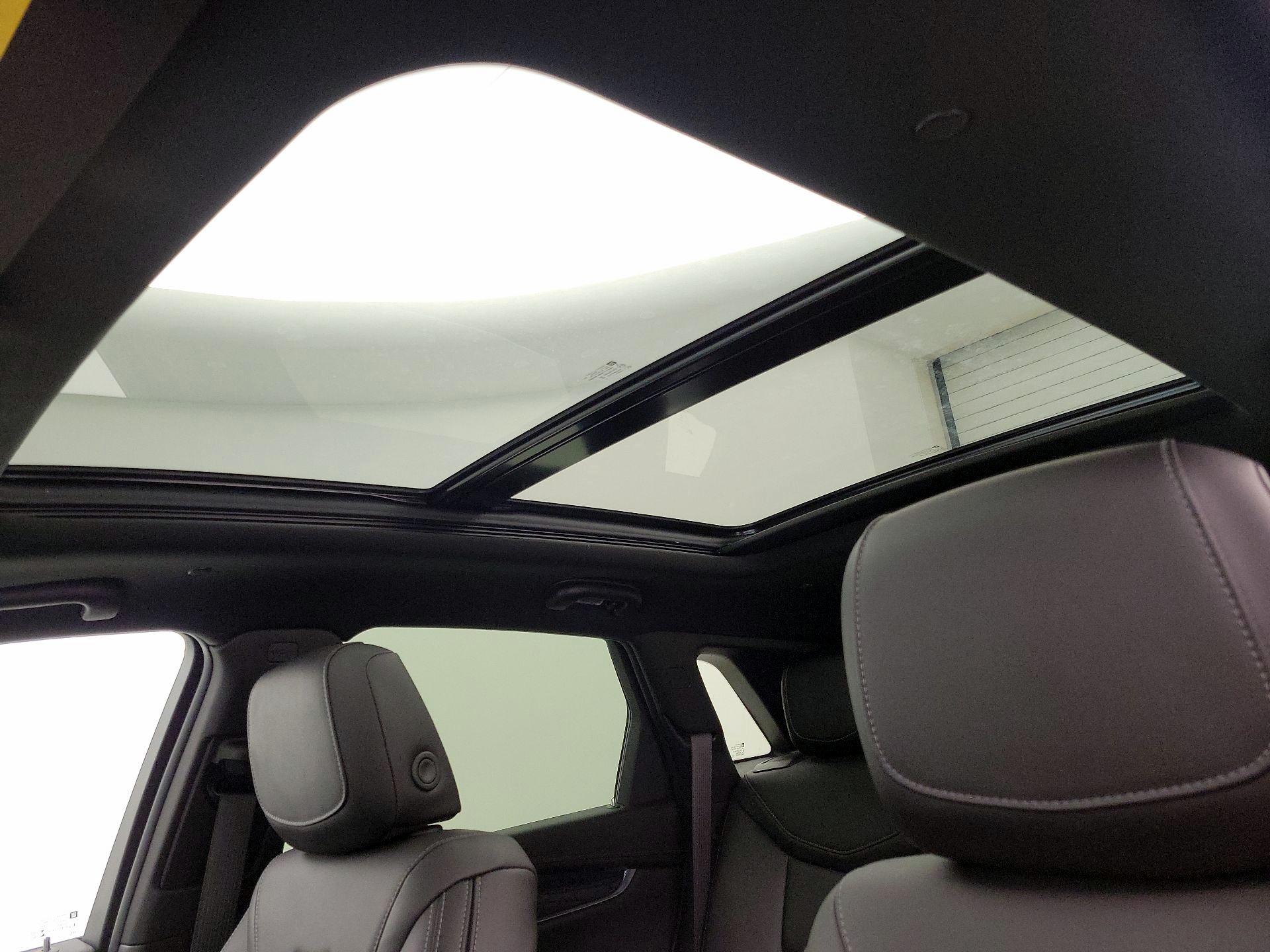 Thumbnail: 2023 Cadillac XT5 - 20