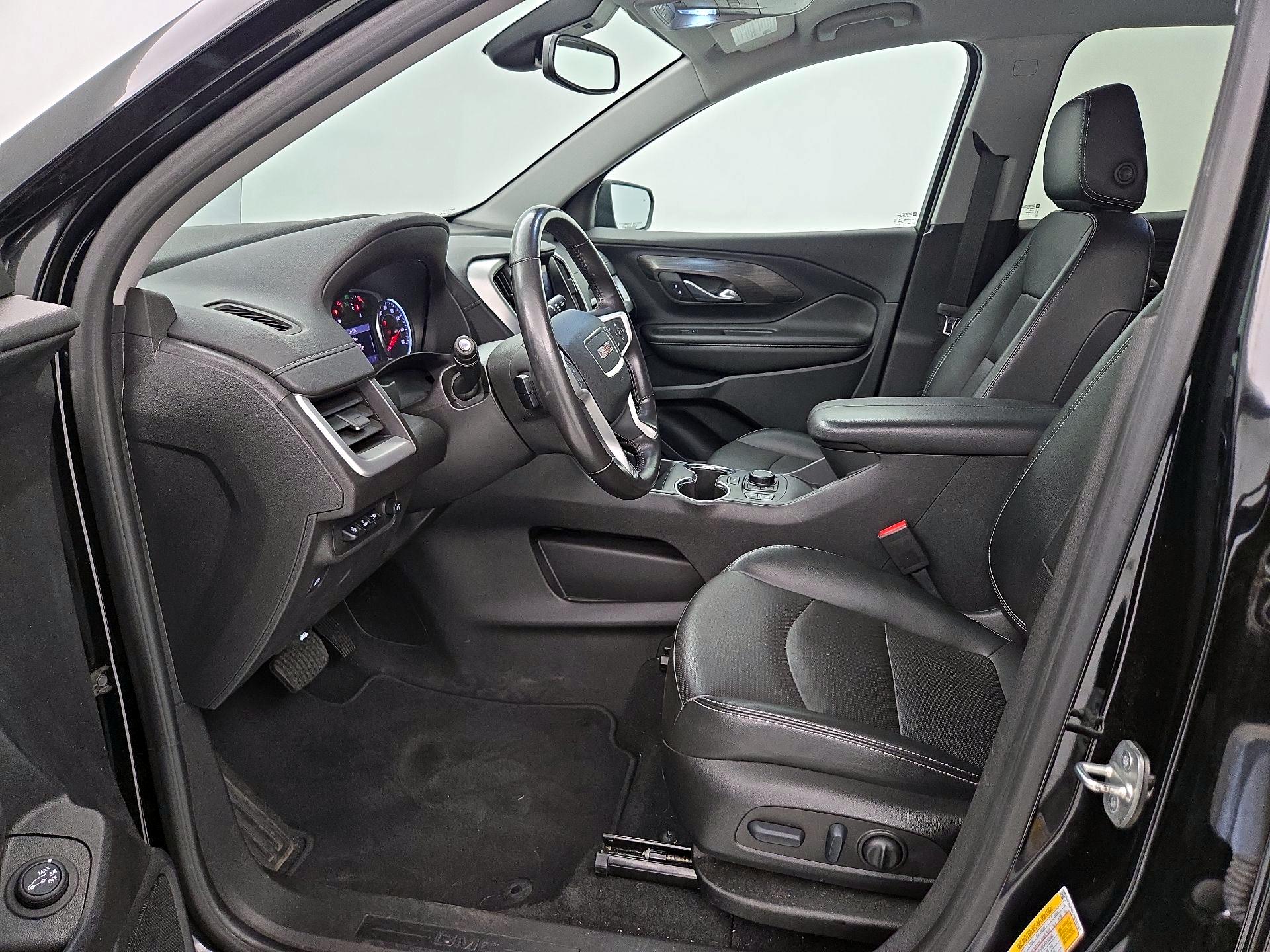 Thumbnail: 2022 GMC Terrain - 11