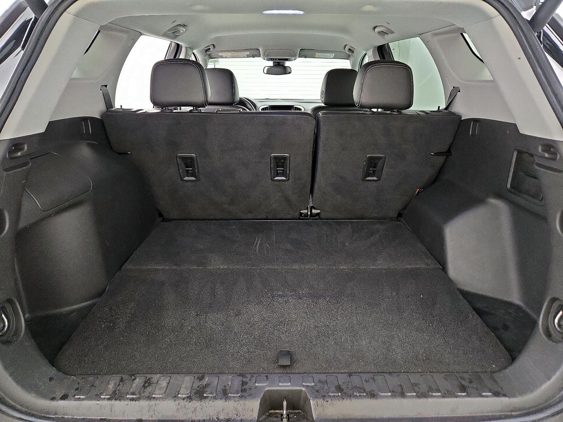 Thumbnail: 2022 GMC Terrain - 20