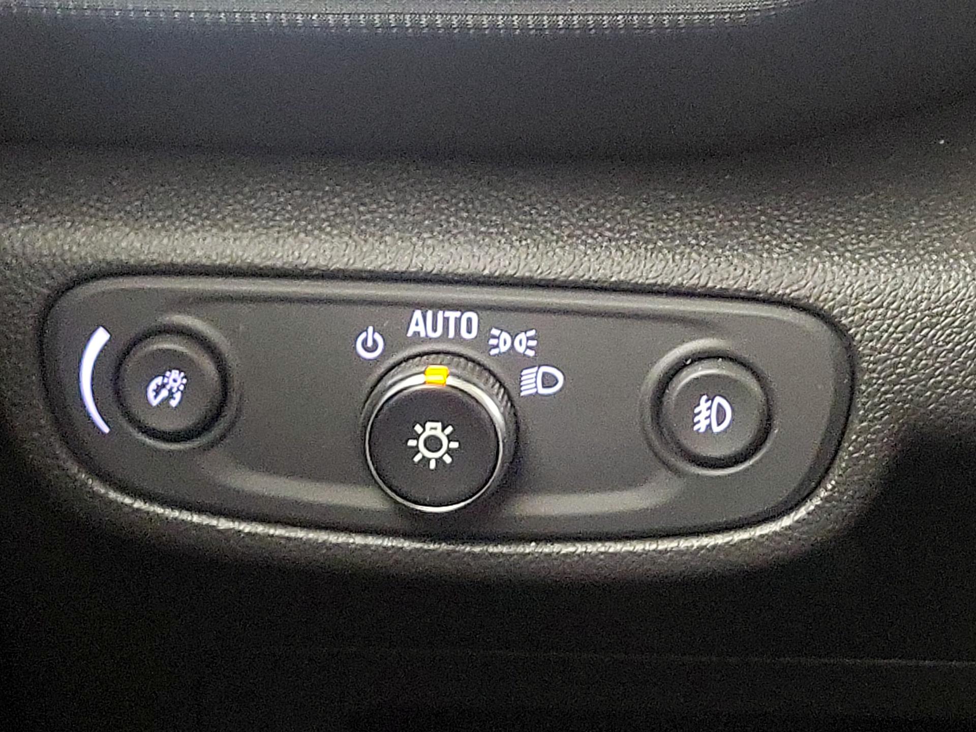 Thumbnail: 2023 Chevrolet TrailBlazer - 11