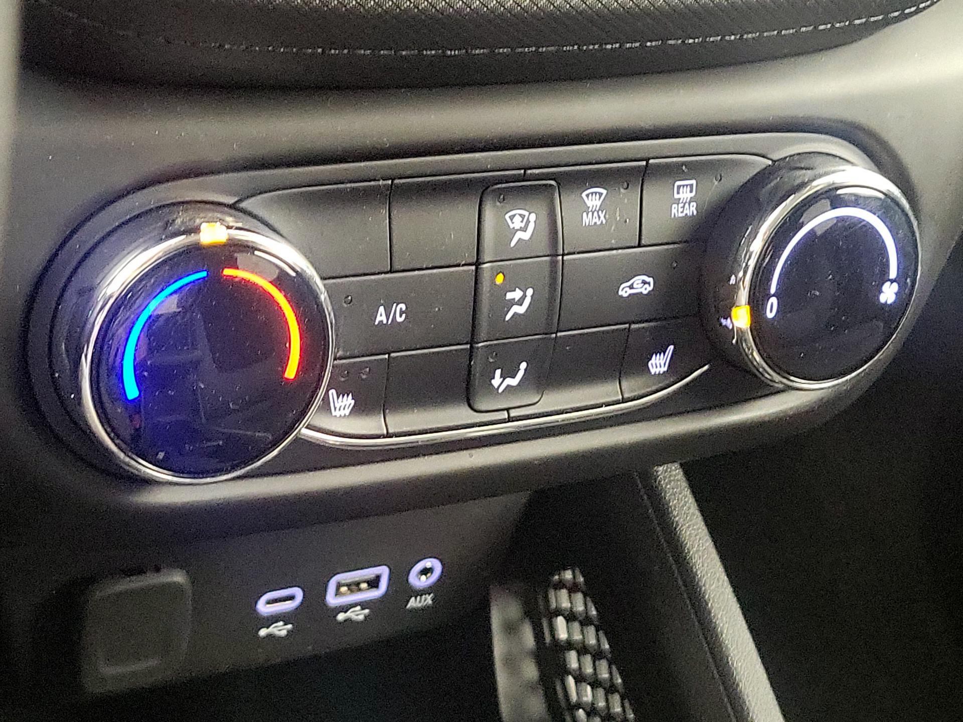 Thumbnail: 2023 Chevrolet TrailBlazer - 14