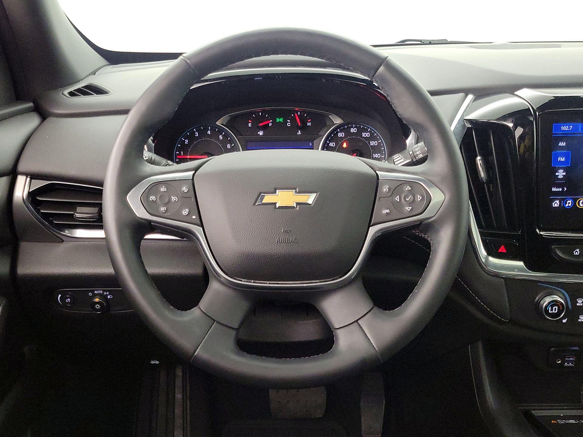 Thumbnail: 2023 Chevrolet Traverse - 10