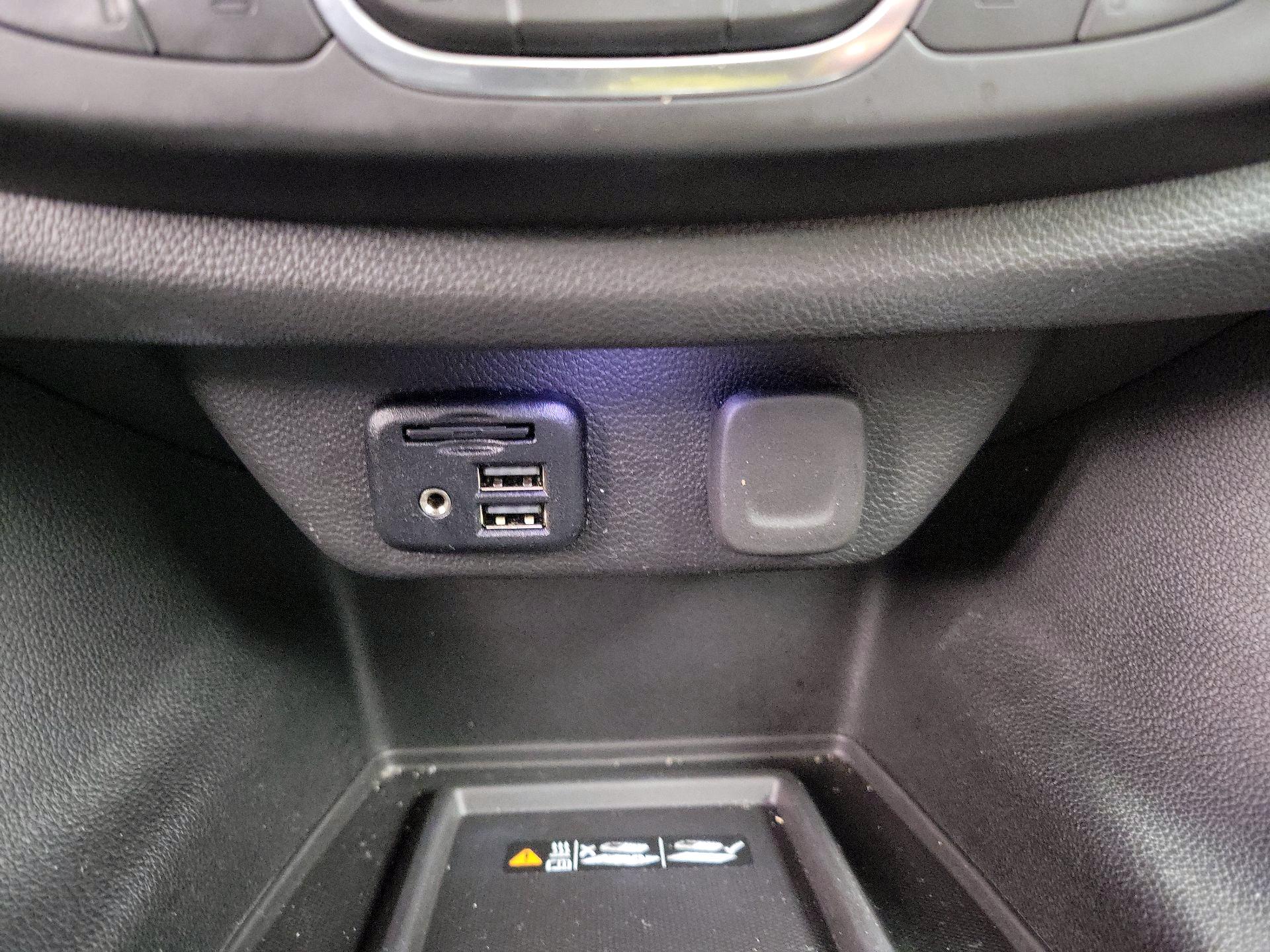 Thumbnail: 2023 Chevrolet Traverse - 18