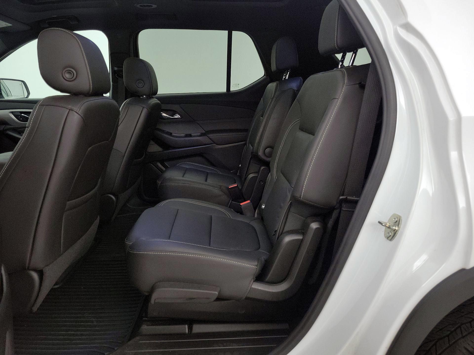 Thumbnail: 2023 Chevrolet Traverse - 20