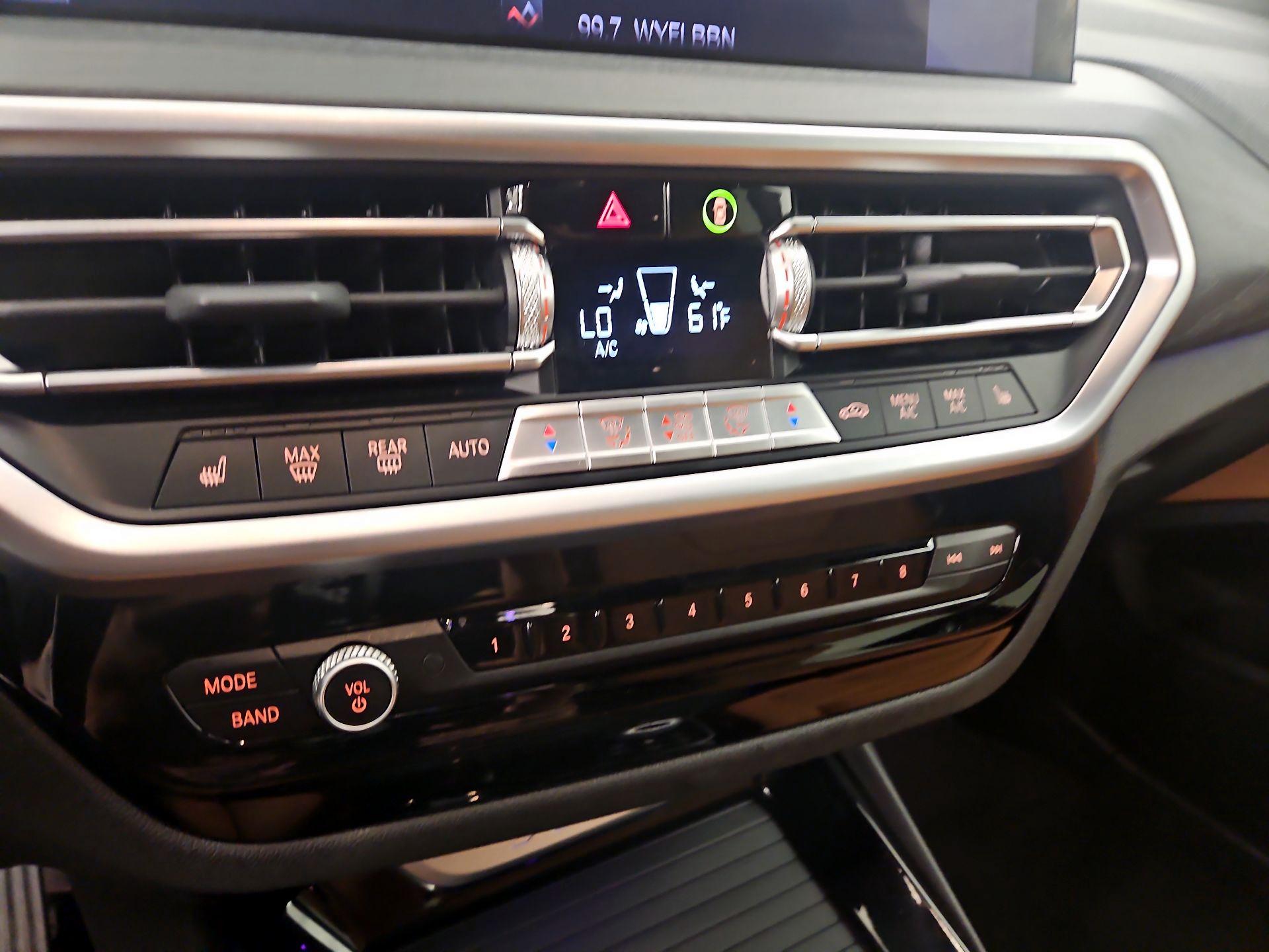 Thumbnail: 2023 BMW X3 - 17