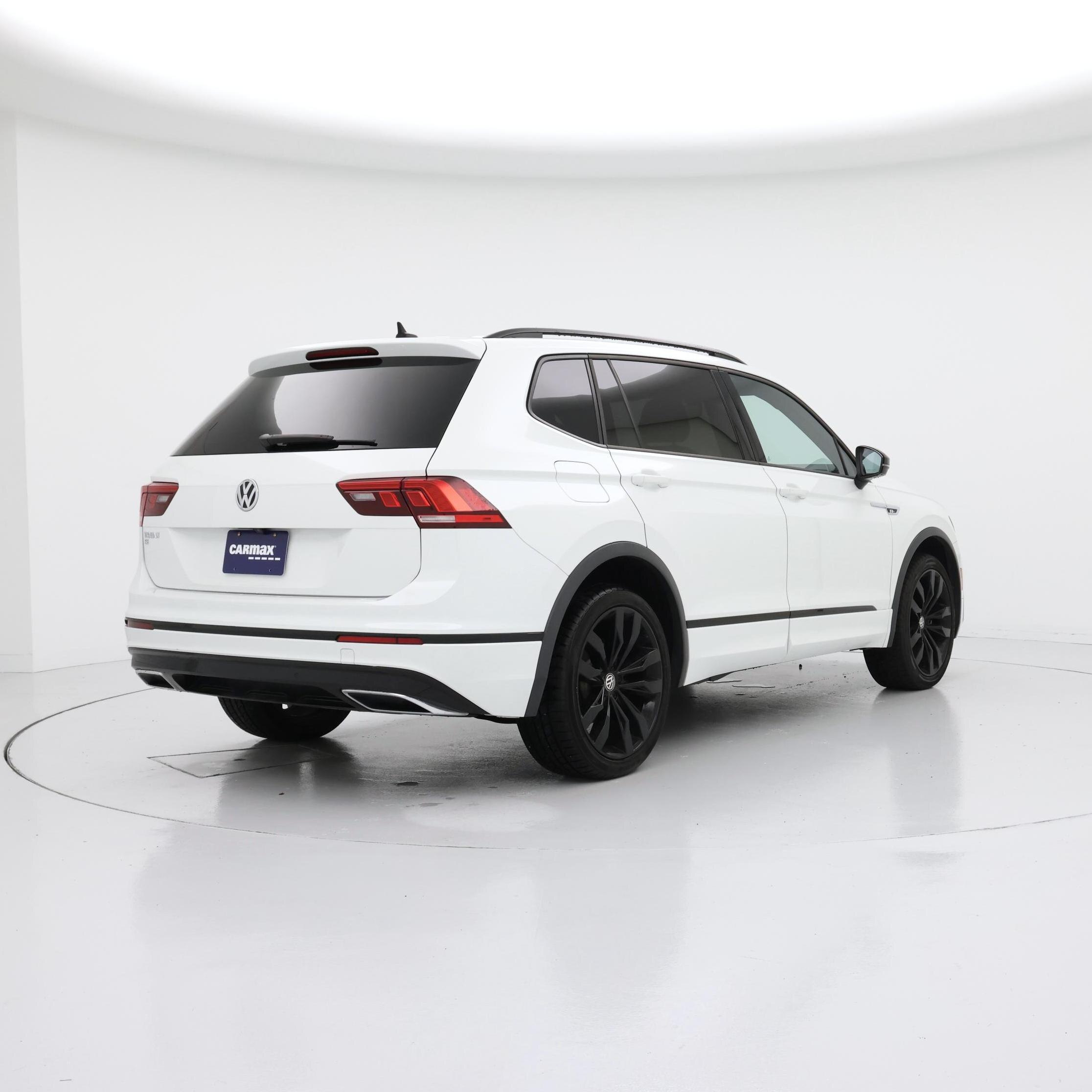 Thumbnail: 2021 Volkswagen Tiguan - 8