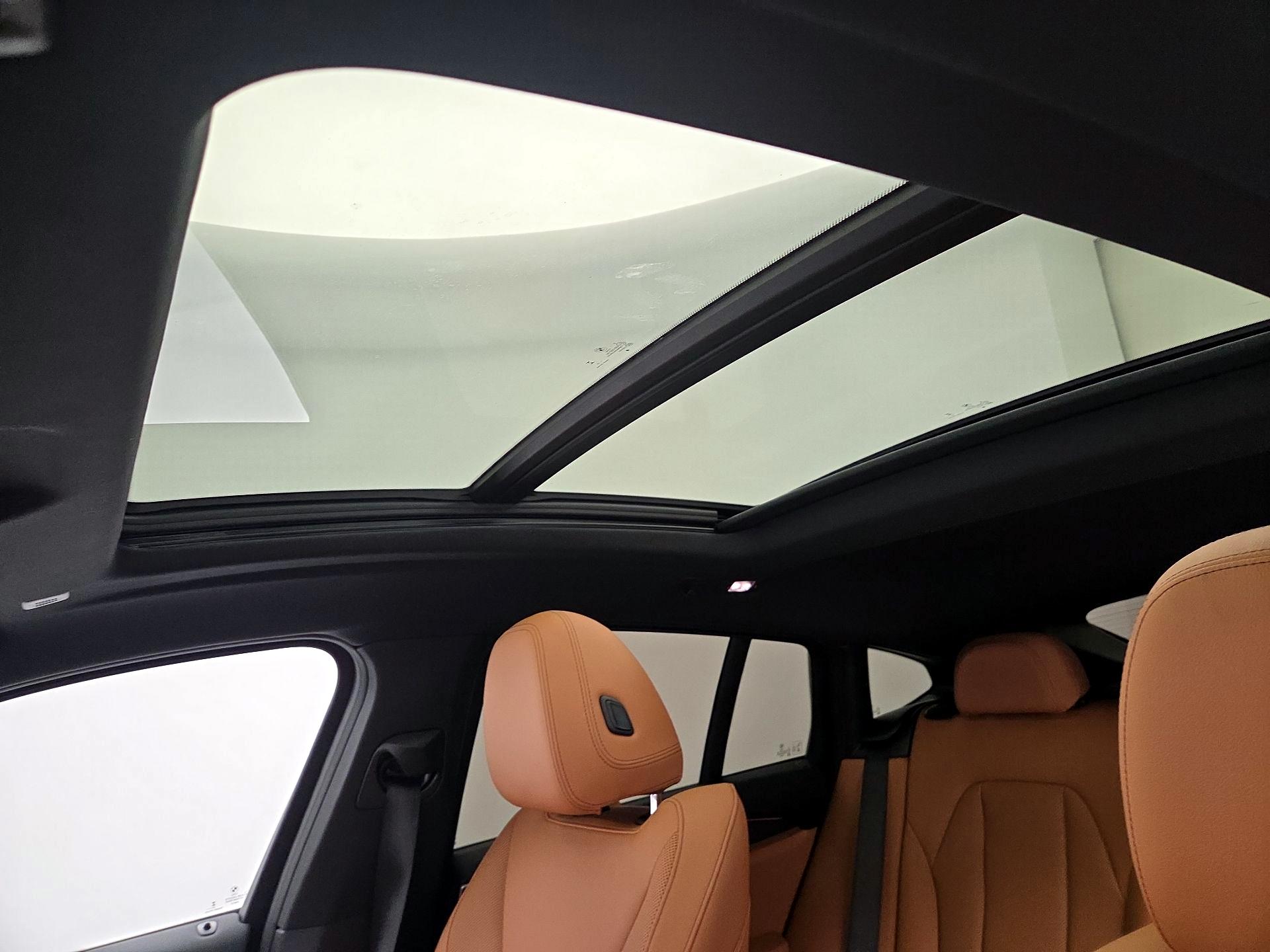 Thumbnail: 2024 BMW X4 - 20