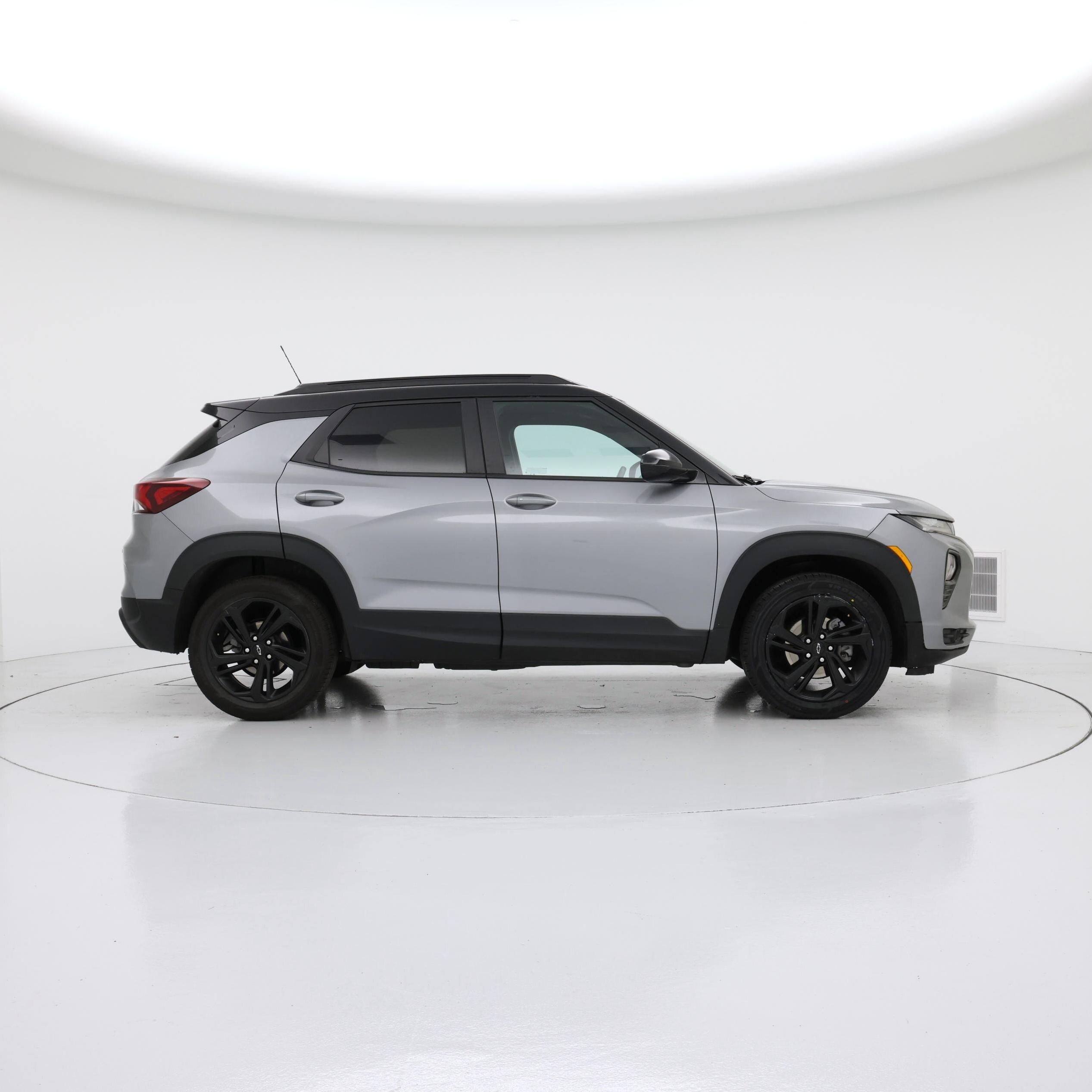 Thumbnail: 2023 Chevrolet TrailBlazer - 7