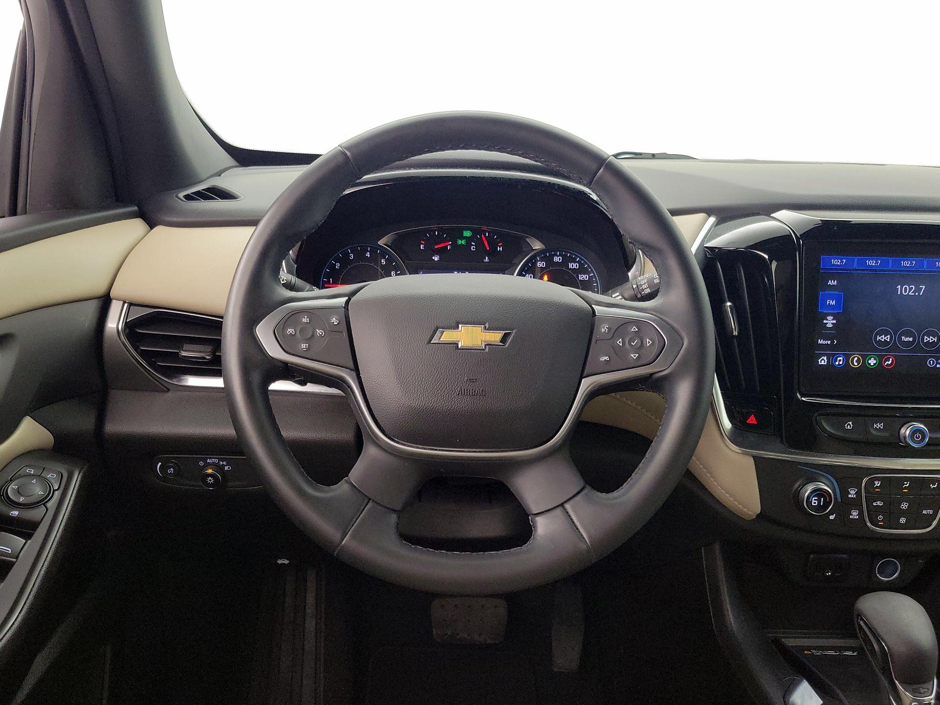 Thumbnail: 2023 Chevrolet Traverse - 10