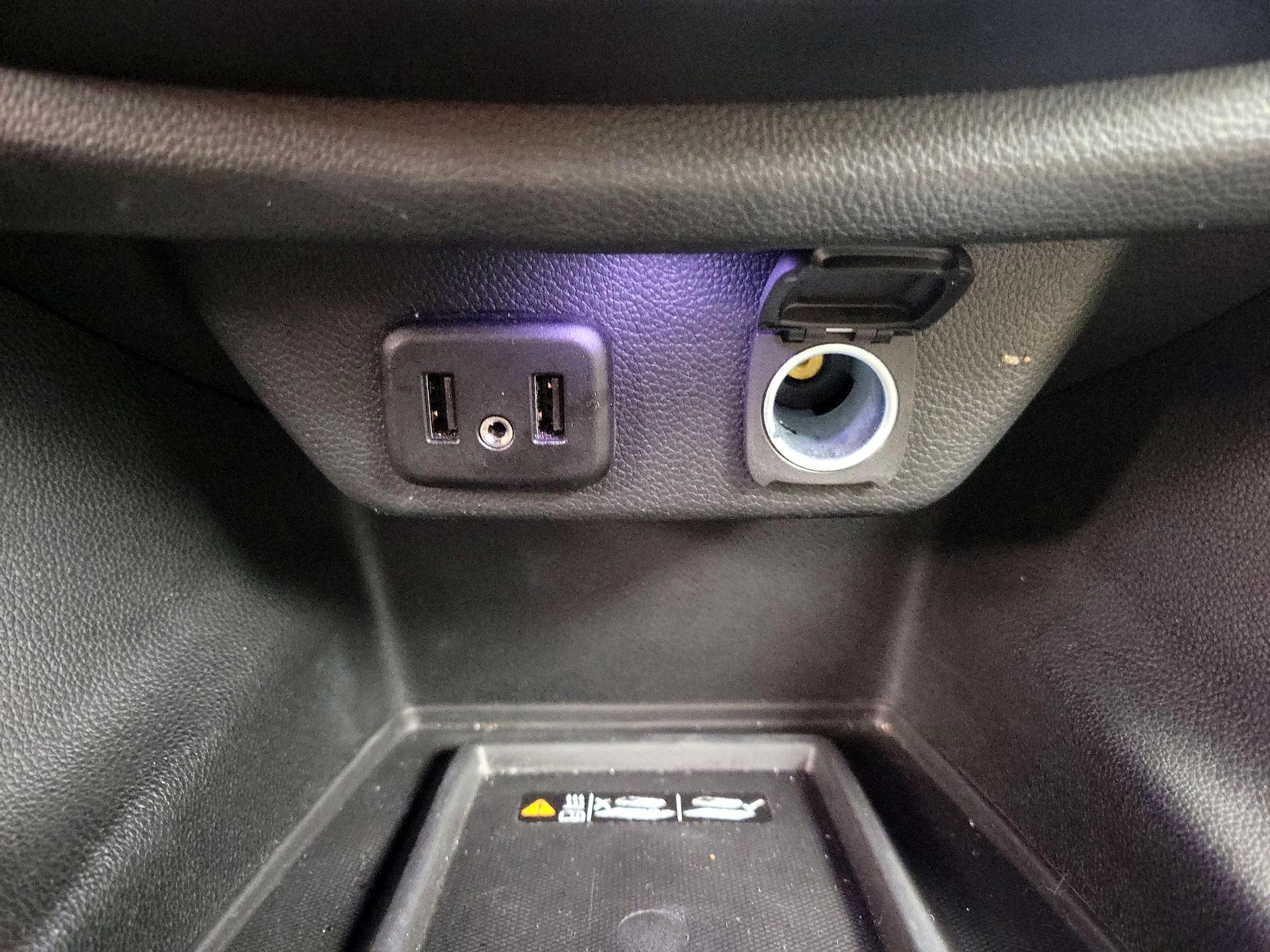 Thumbnail: 2023 Chevrolet Traverse - 18