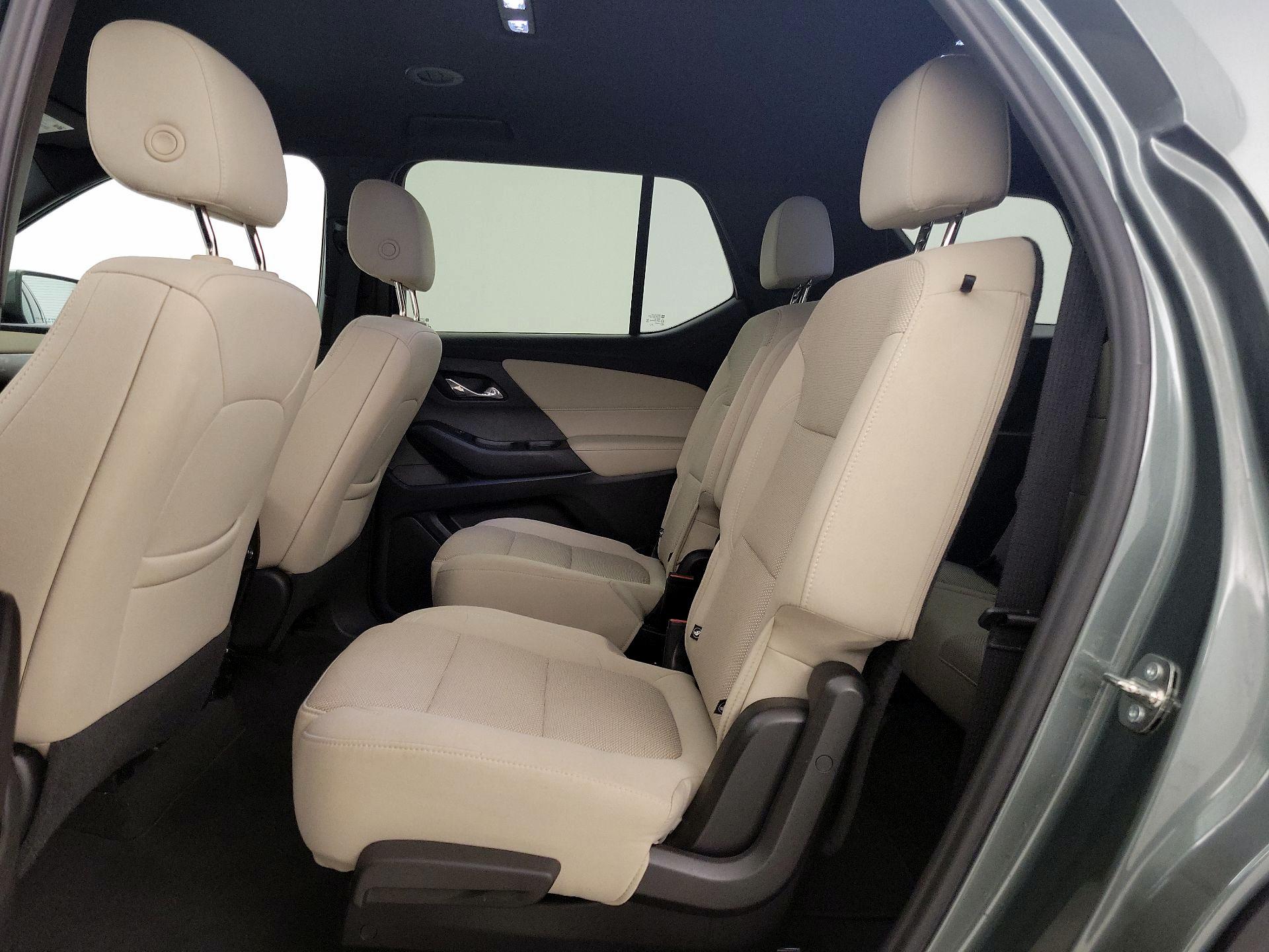 Thumbnail: 2023 Chevrolet Traverse - 19