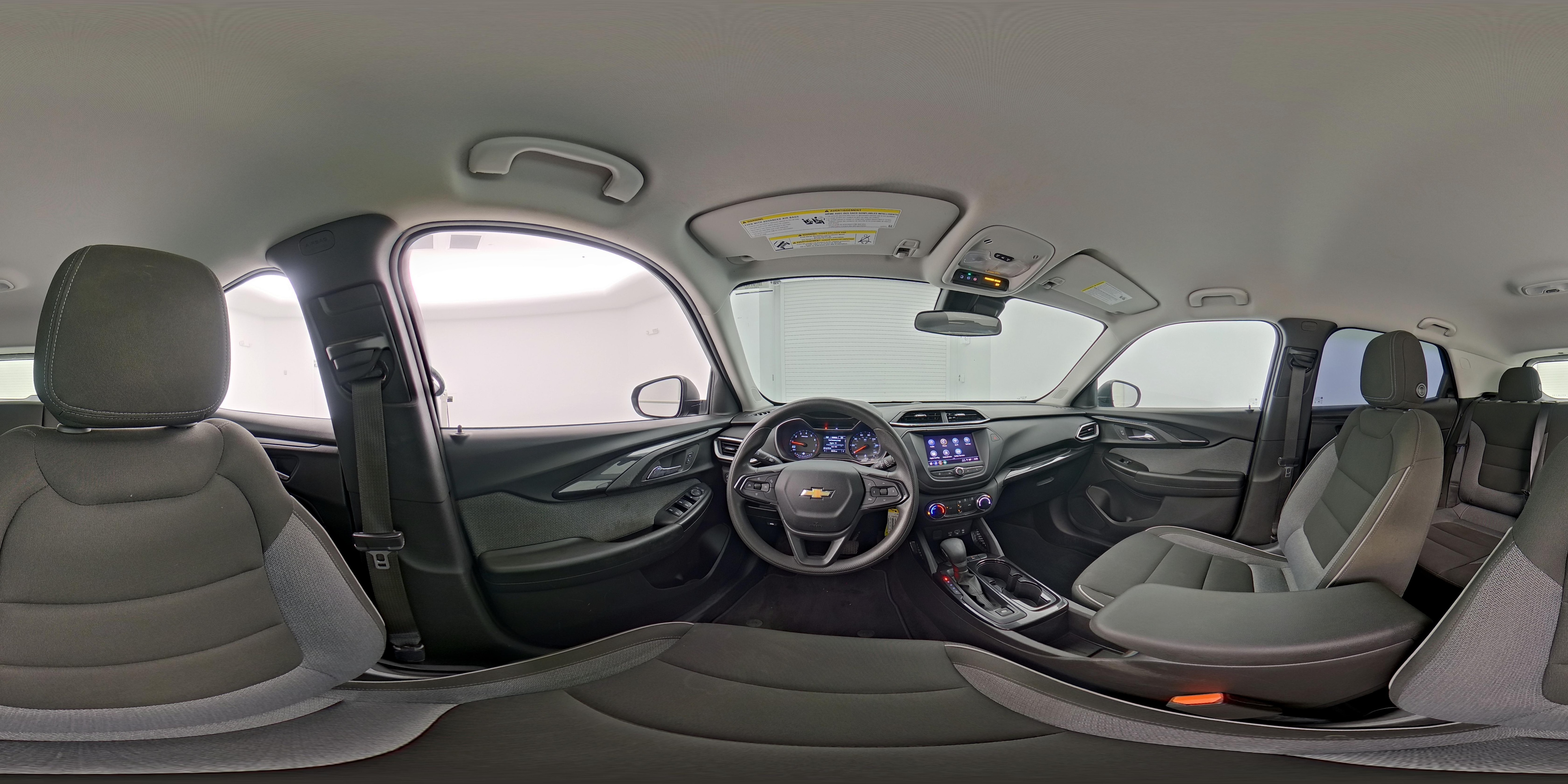 2023 Chevrolet TrailBlazer LS - Photo 26
