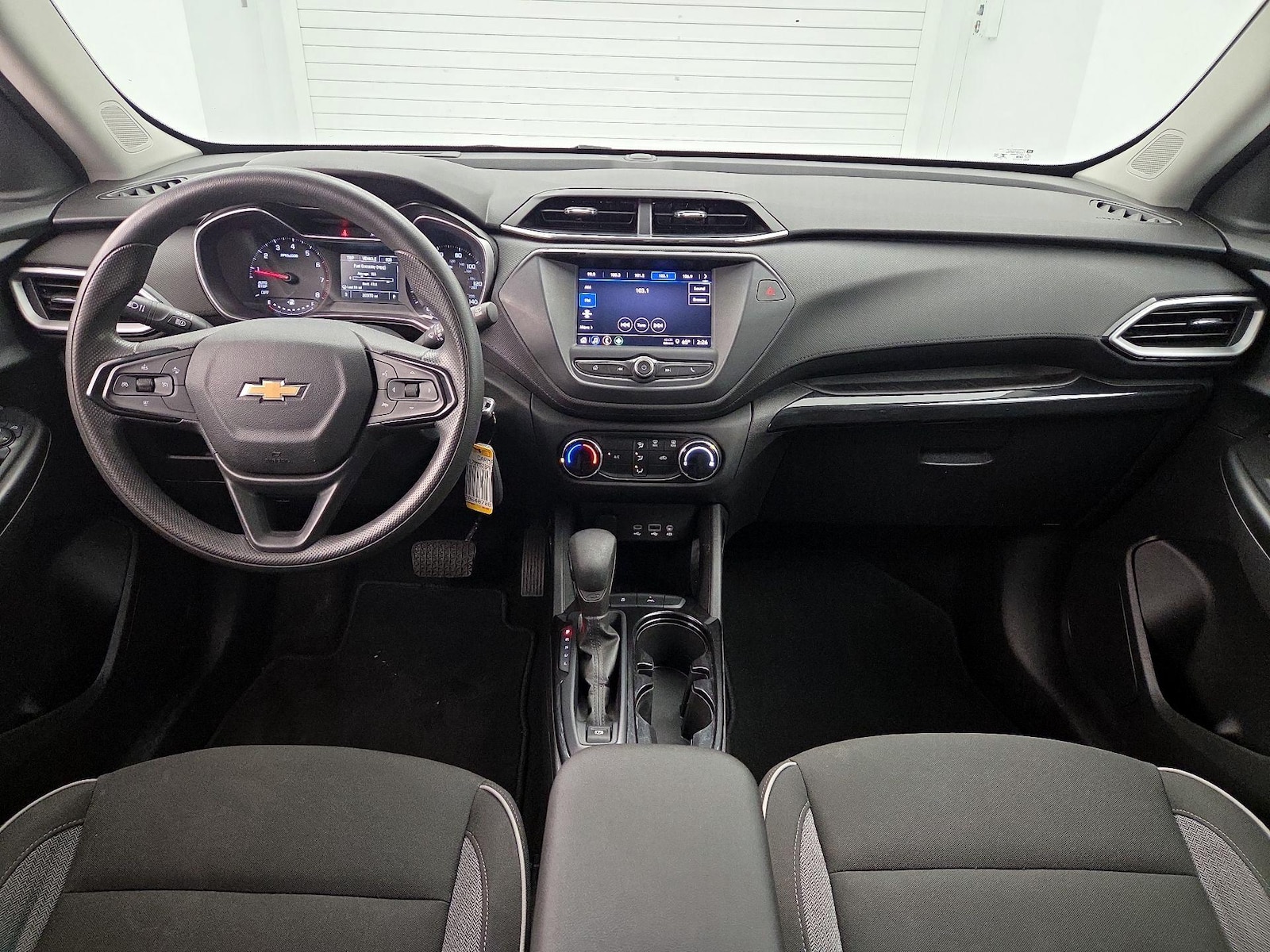 2023 Chevrolet TrailBlazer LS - Photo 10