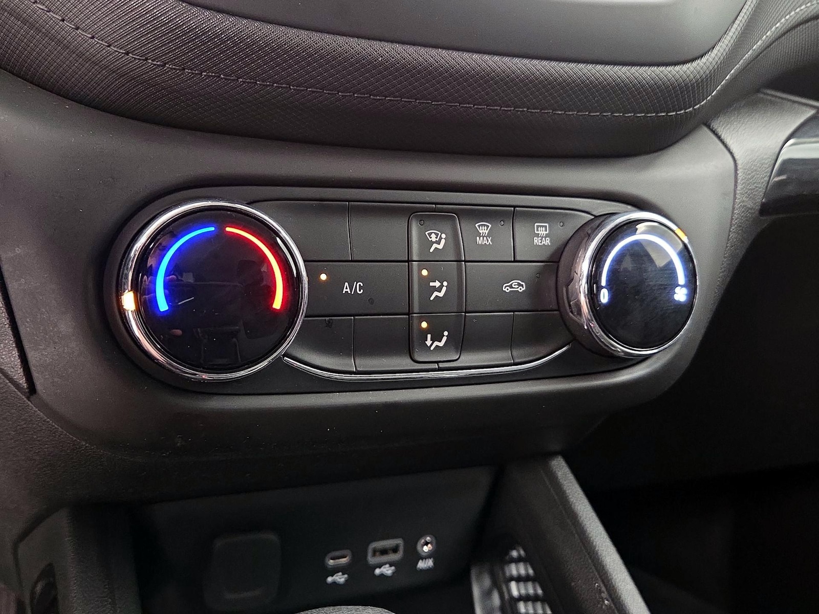 2023 Chevrolet TrailBlazer LS - Photo 17