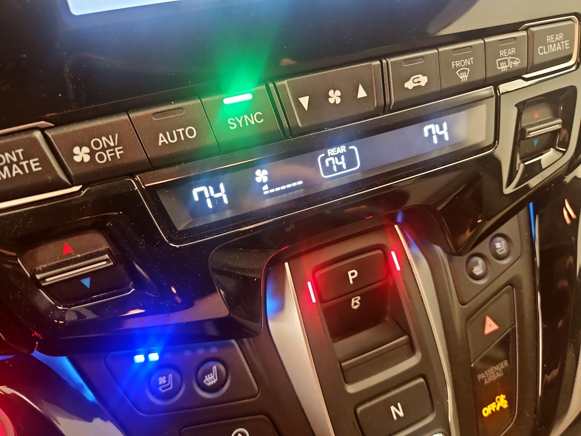 Thumbnail: 2020 Honda Odyssey - 17