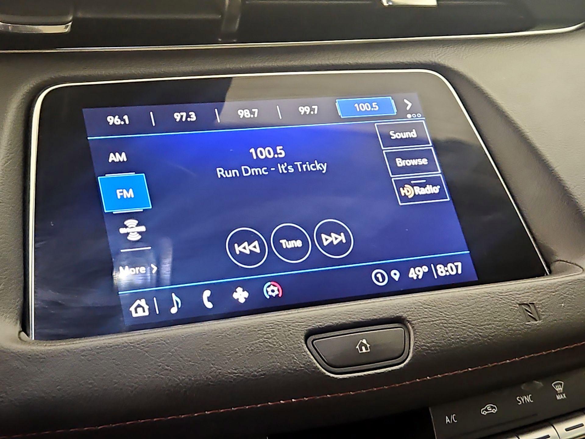 Thumbnail: 2021 Cadillac XT4 - 15