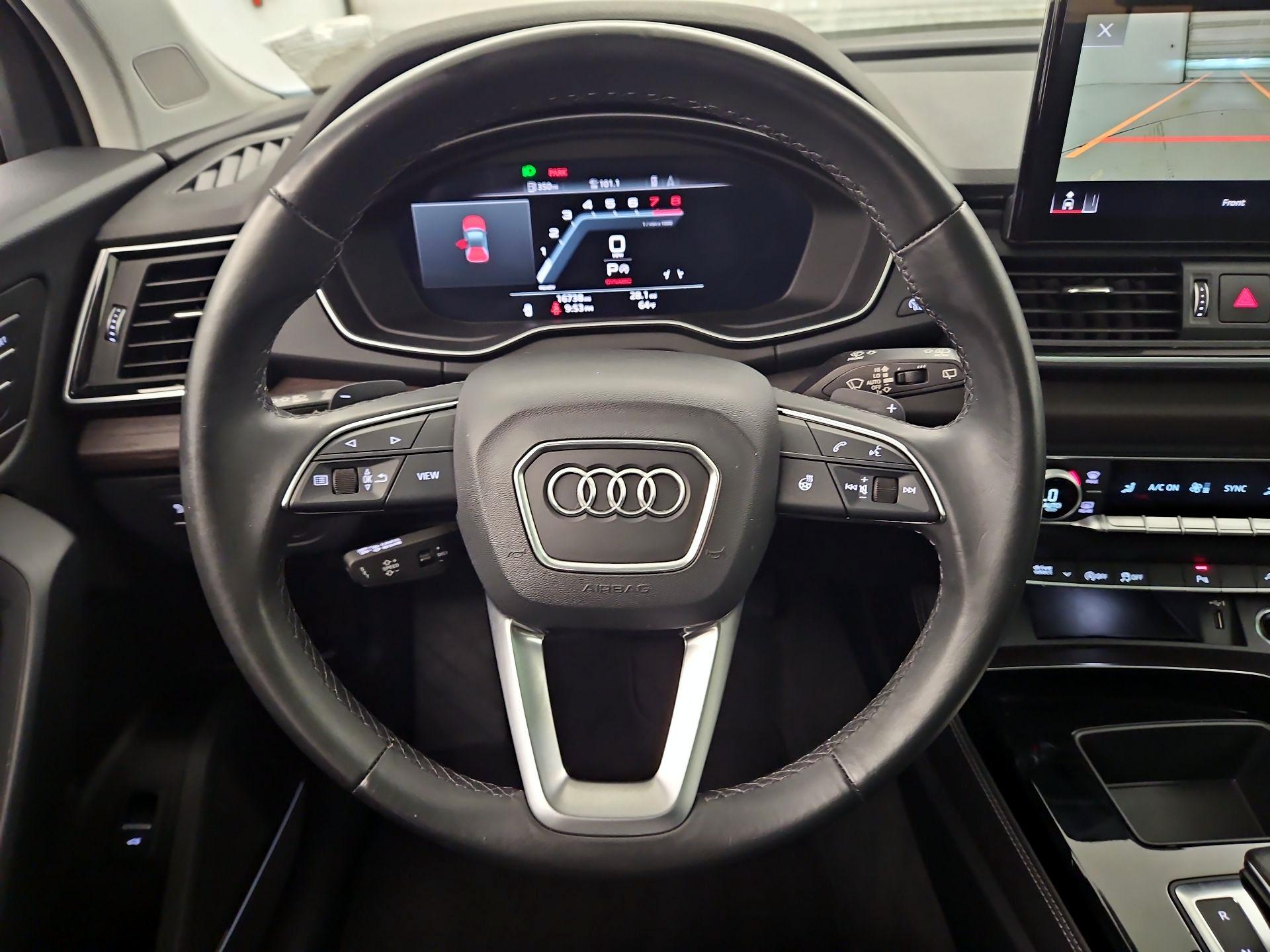Thumbnail: 2023 Audi Q5 - 10