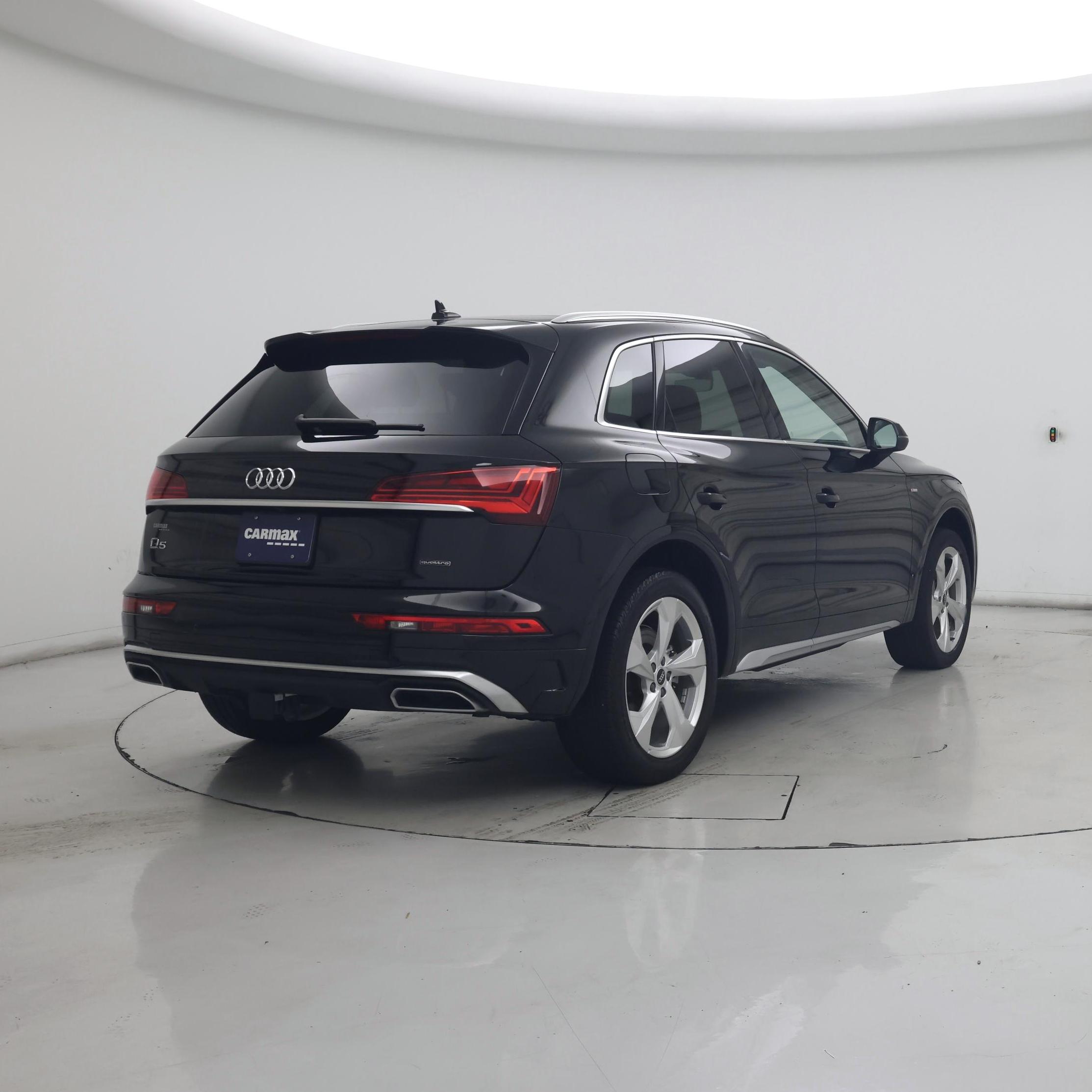 Thumbnail: 2023 Audi Q5 - 8