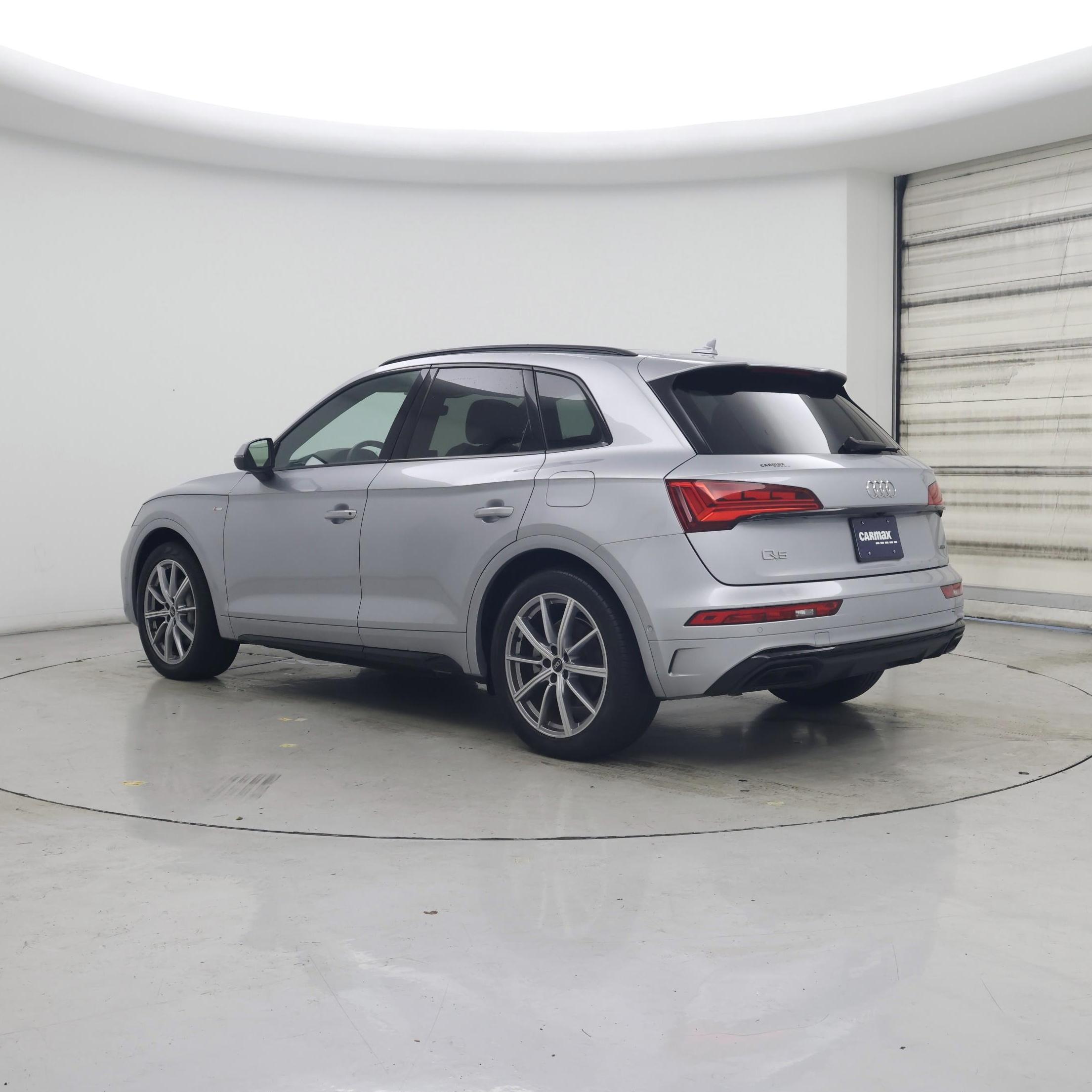 Thumbnail: 2023 Audi Q5 - 2