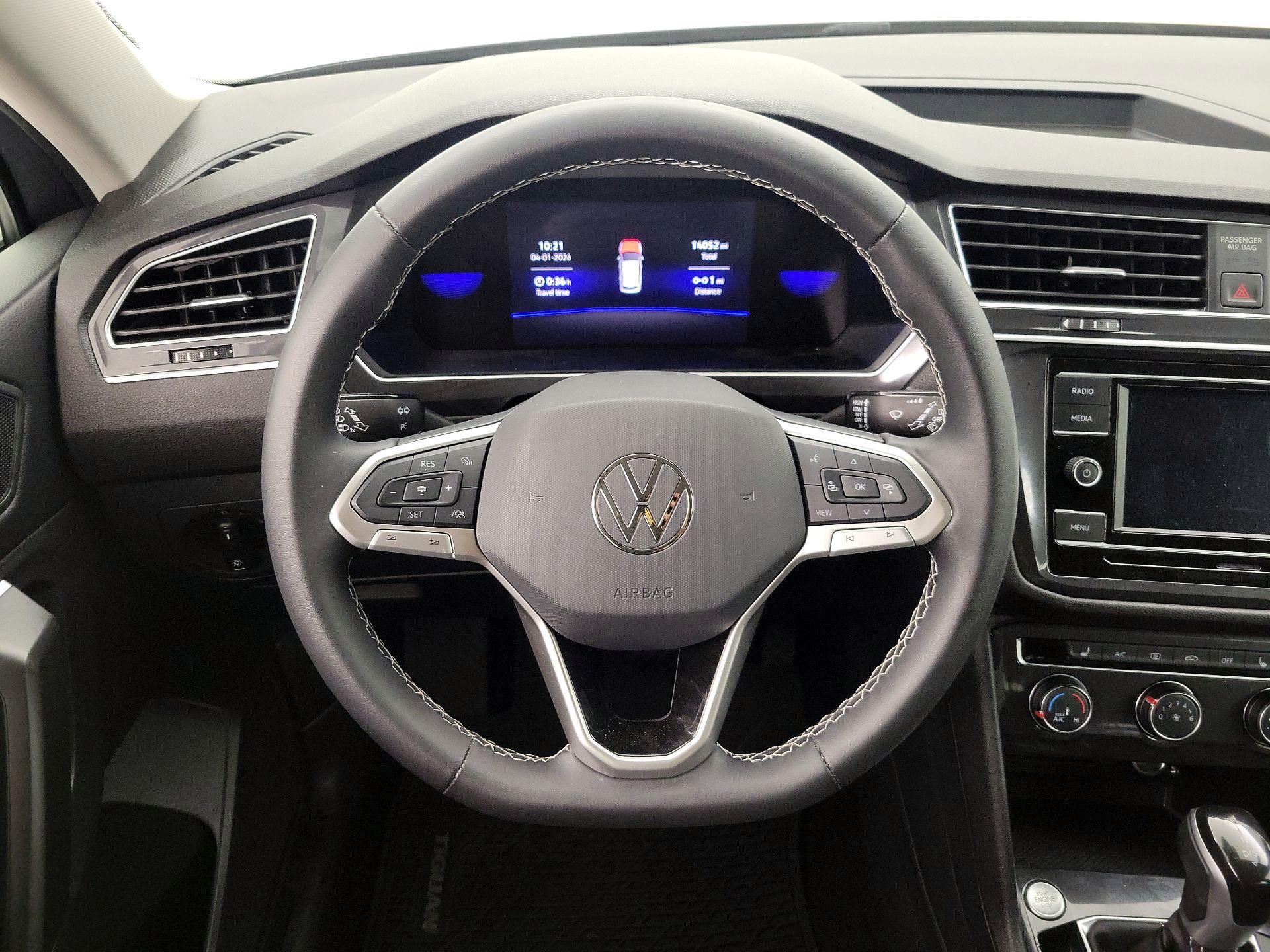 Thumbnail: 2024 Volkswagen Tiguan - 10