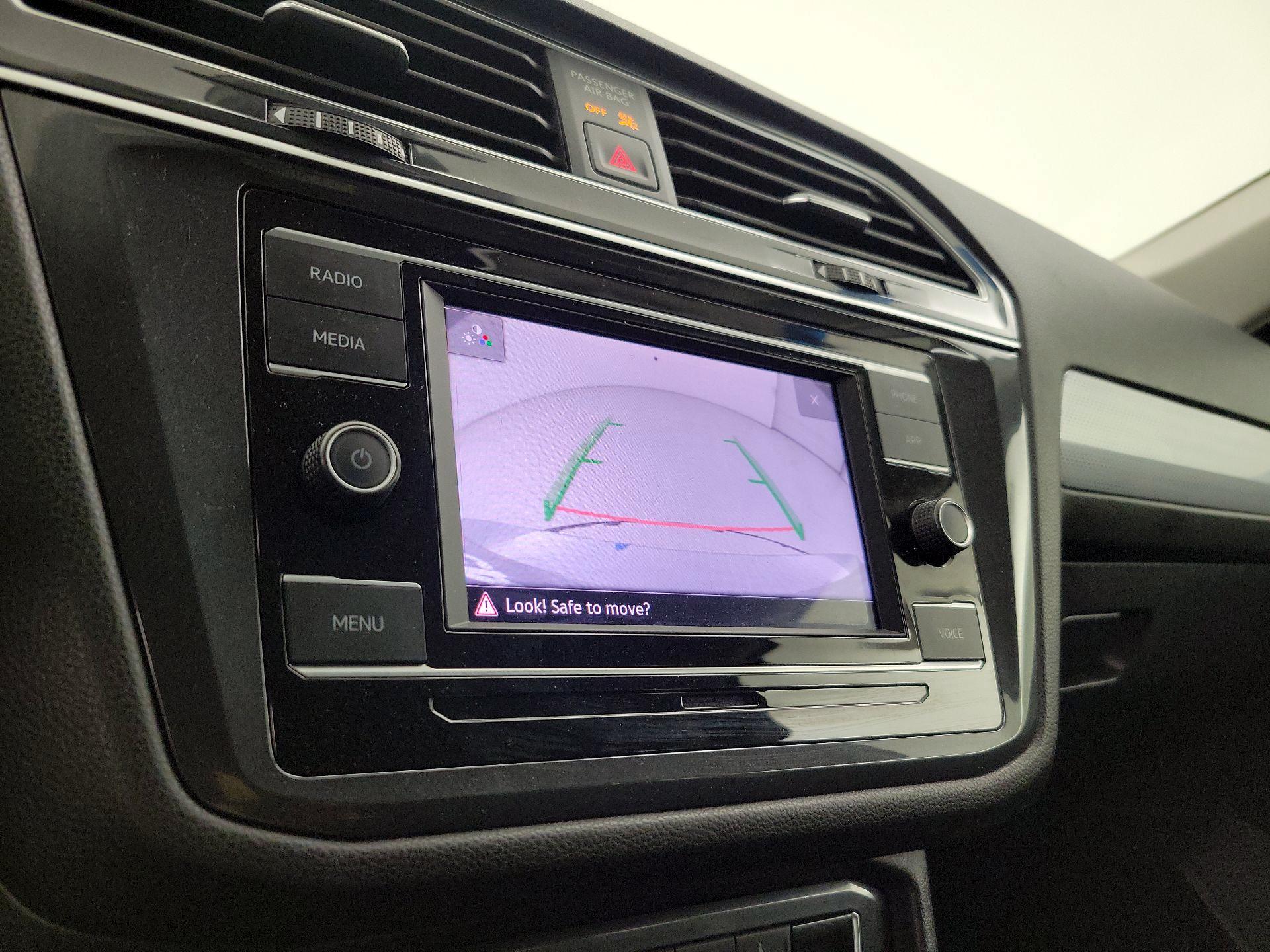 Thumbnail: 2024 Volkswagen Tiguan - 14