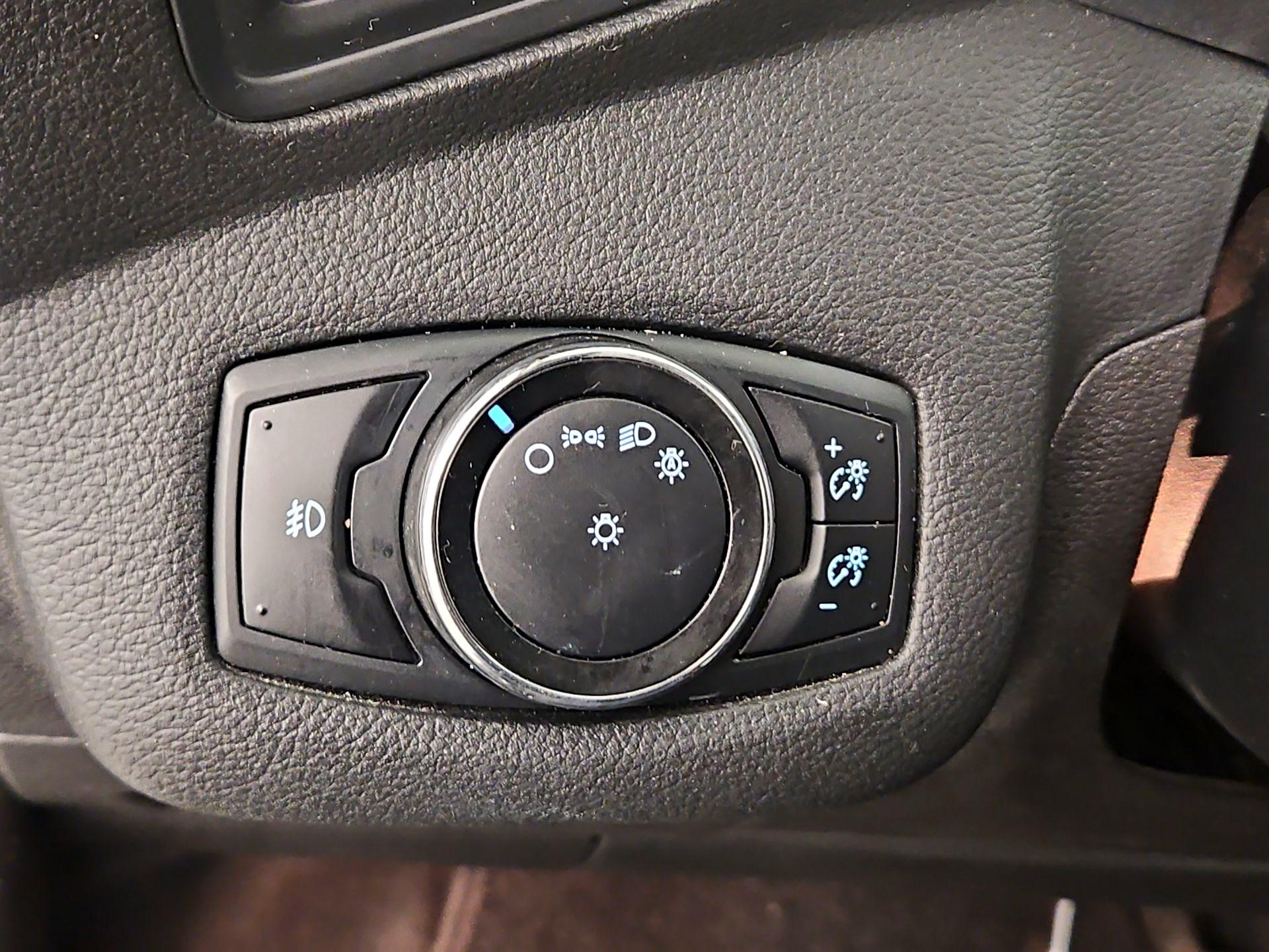 Thumbnail: 2014 Ford Escape - 13