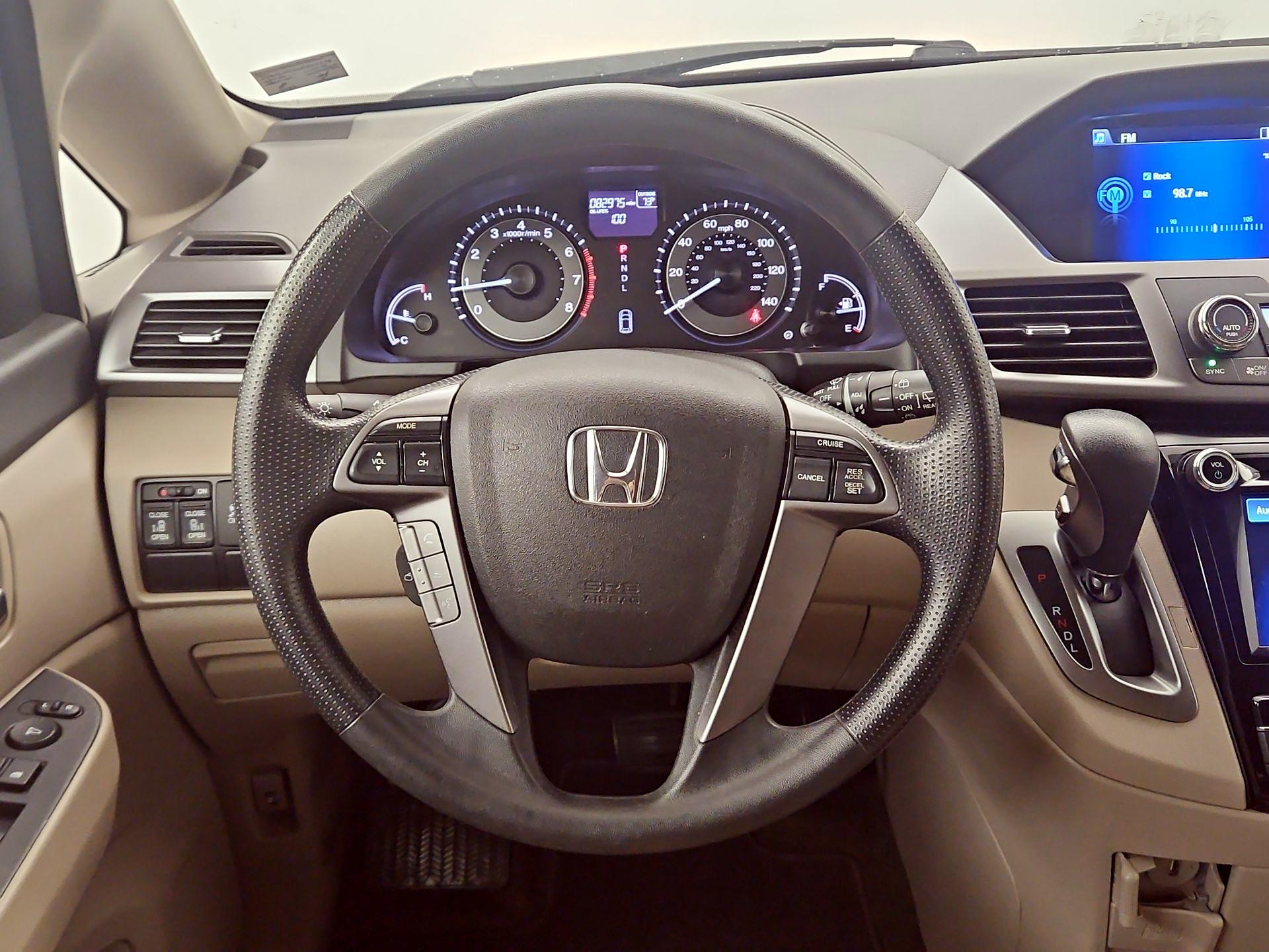 Thumbnail: 2014 Honda Odyssey - 10