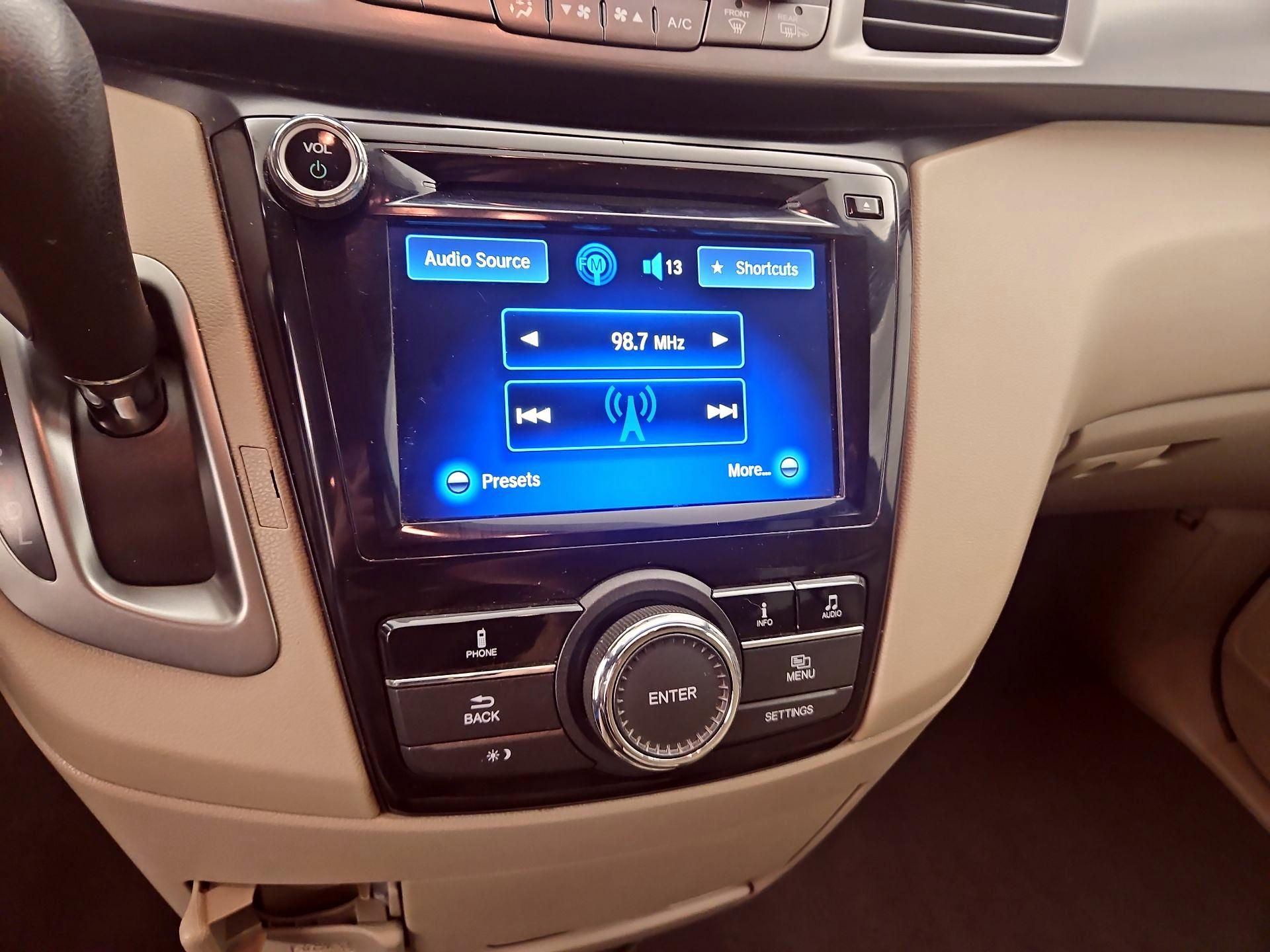 Thumbnail: 2014 Honda Odyssey - 15