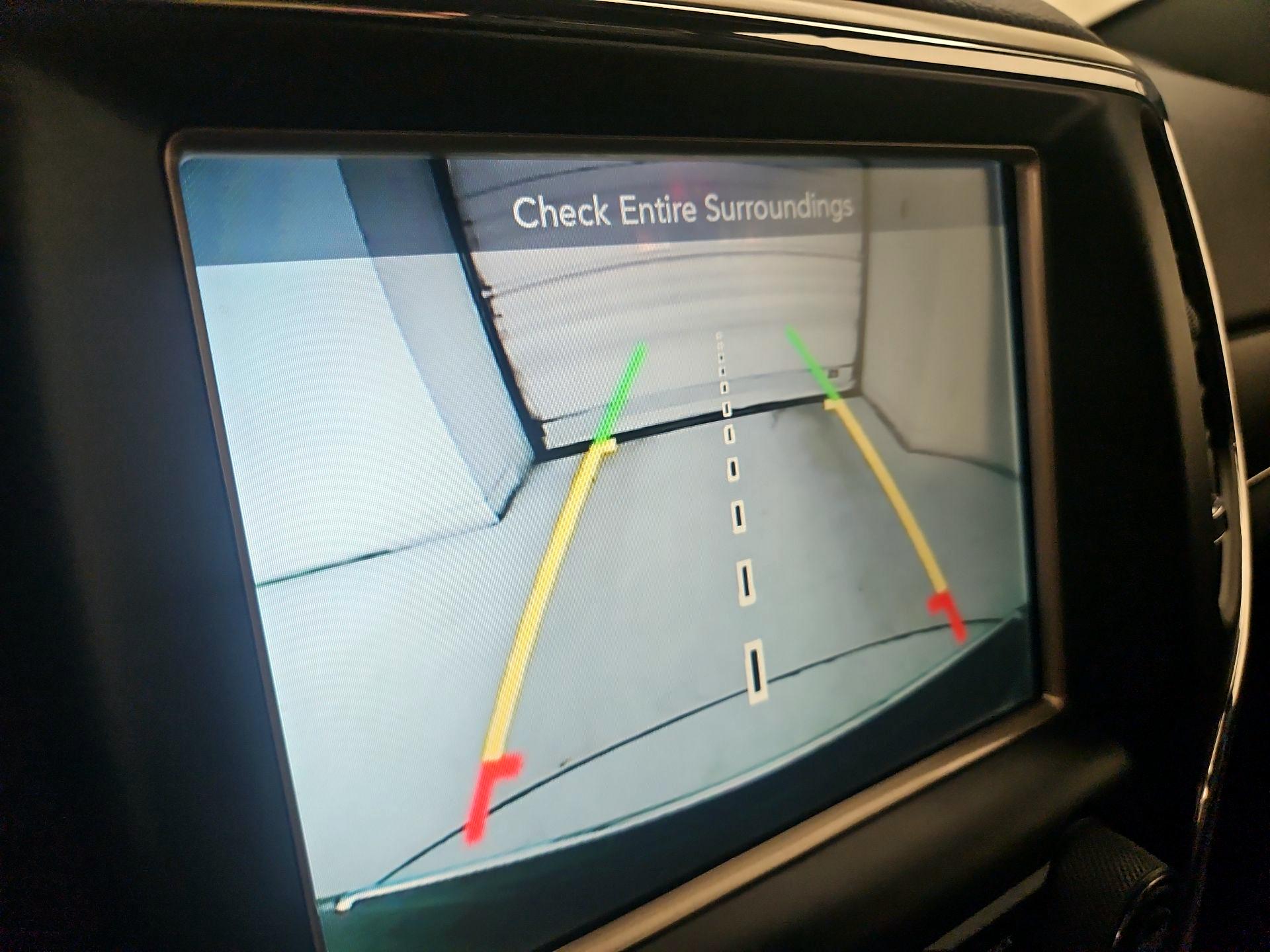 Thumbnail: 2015 Jeep Grand Cherokee - 15