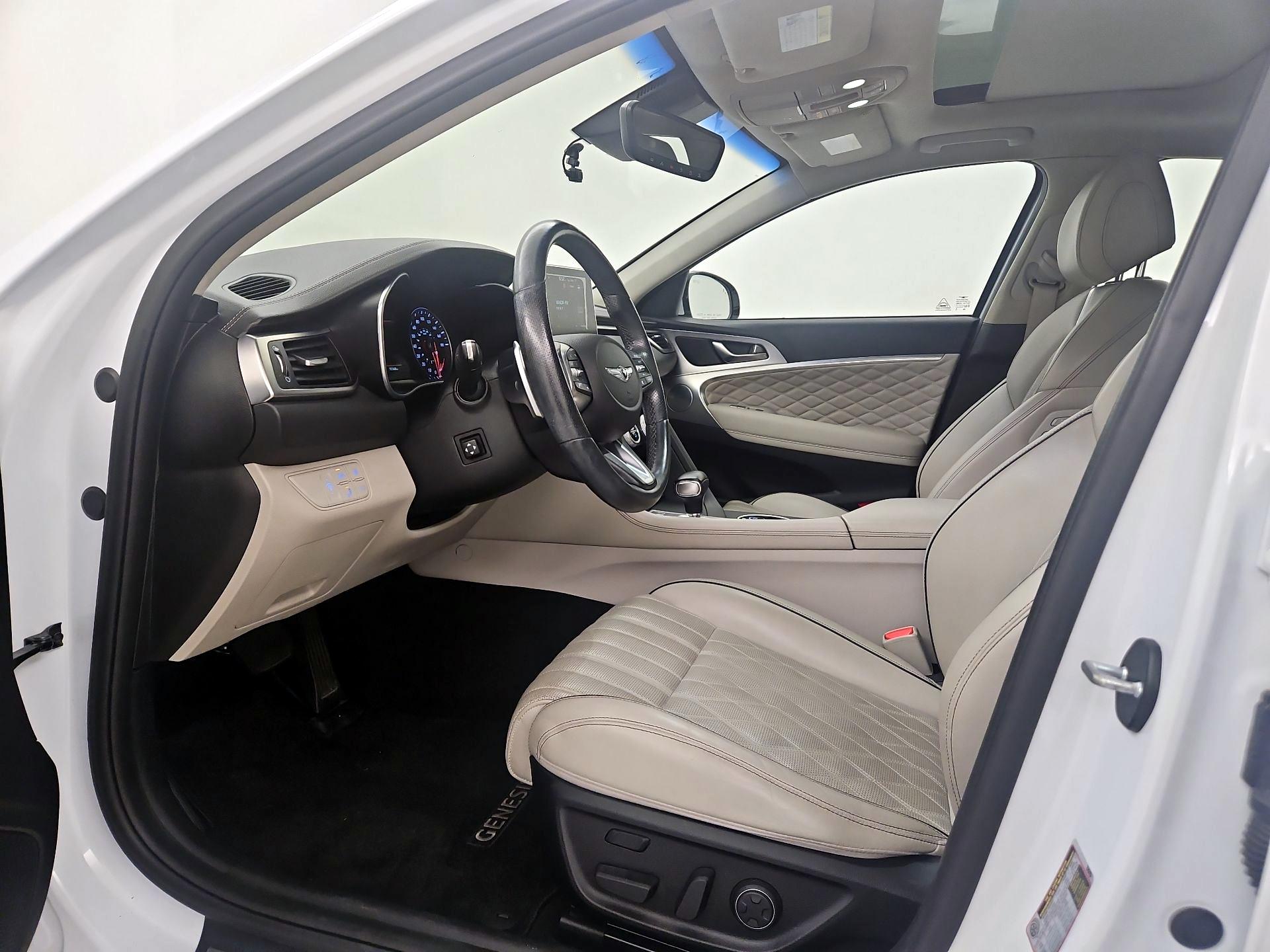 Thumbnail: 2019 Genesis G70 - 11