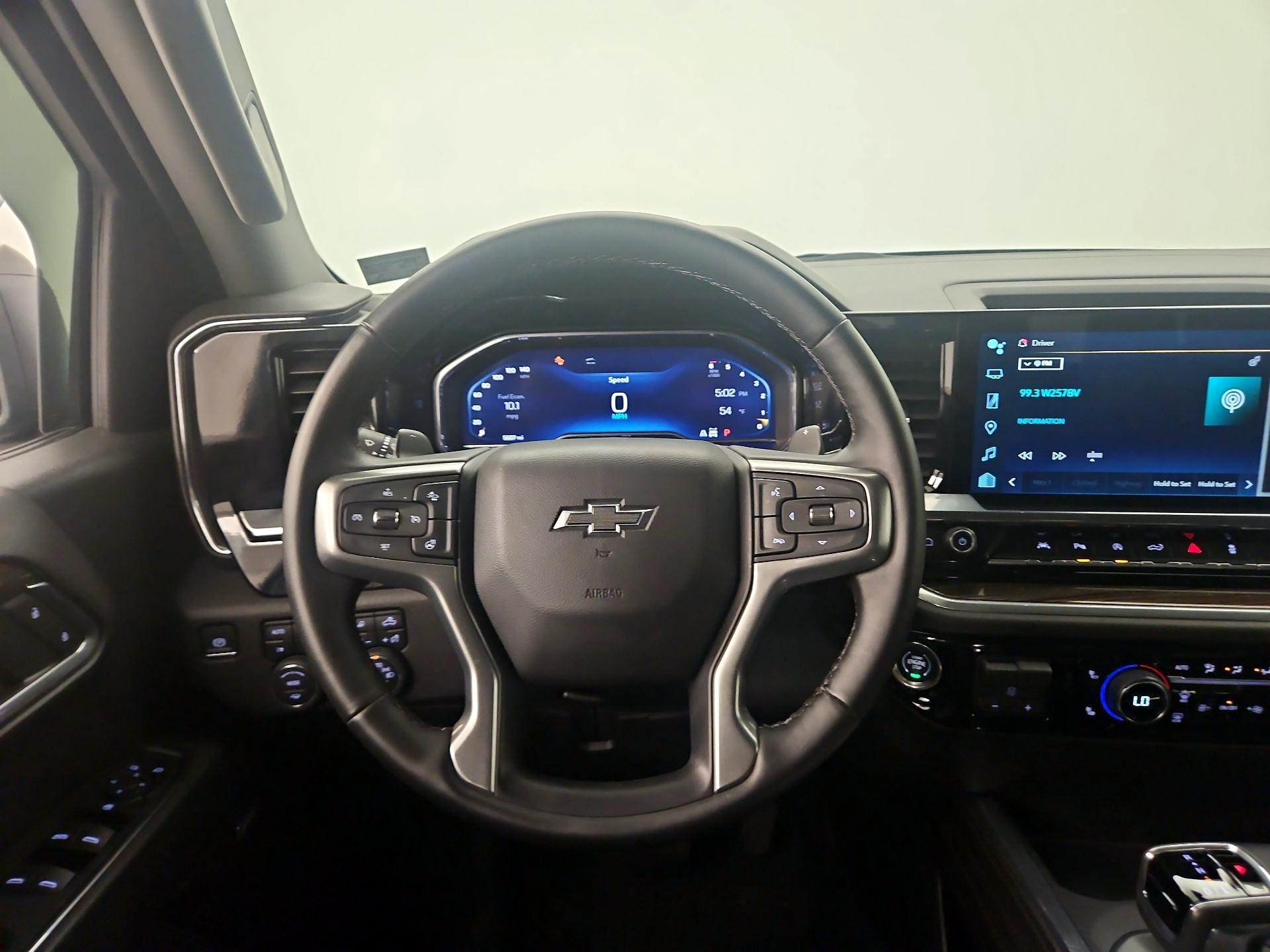 Thumbnail: 2025 Chevrolet Silverado 1500 - 10