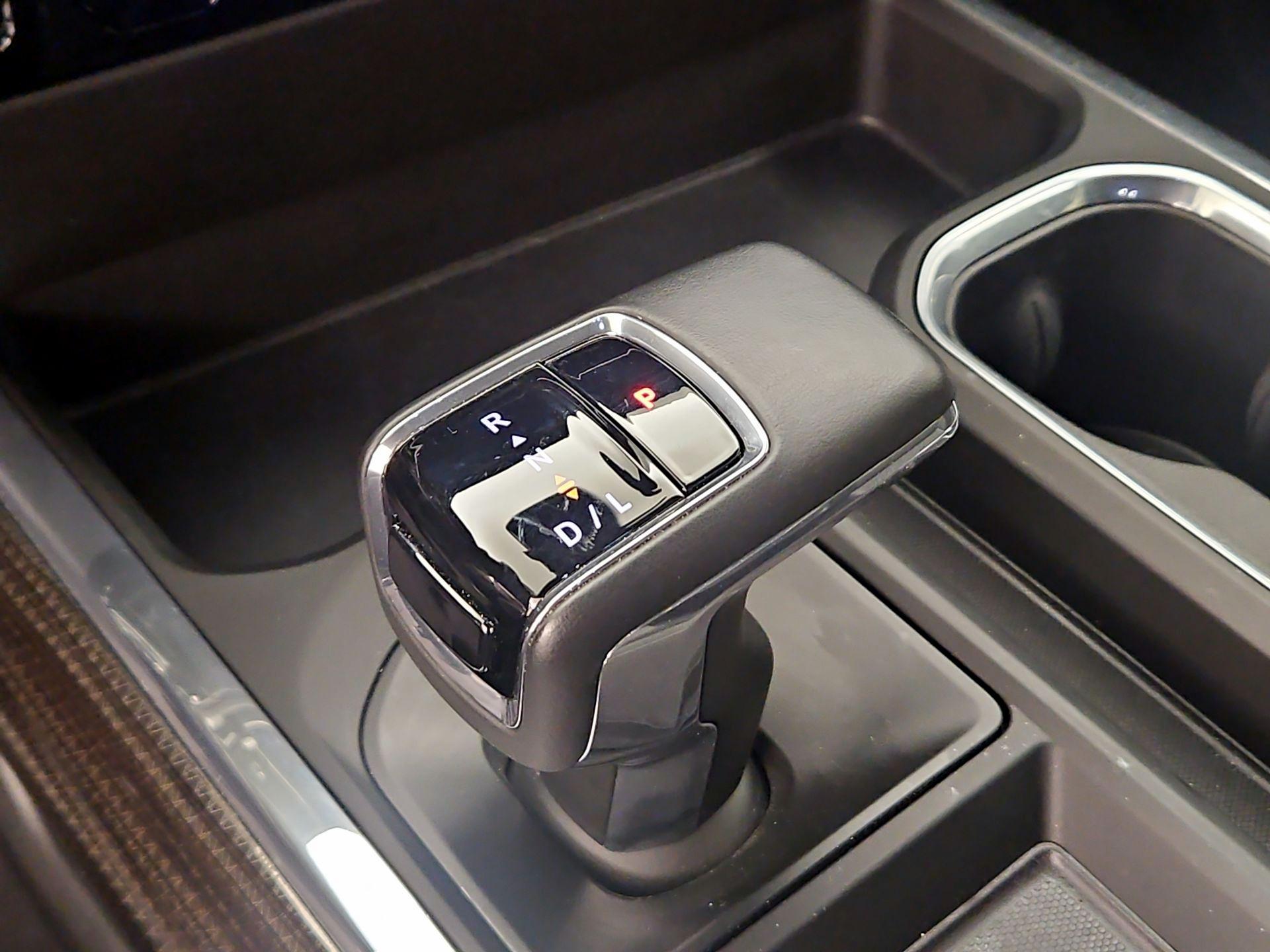 Thumbnail: 2025 Chevrolet Silverado 1500 - 17