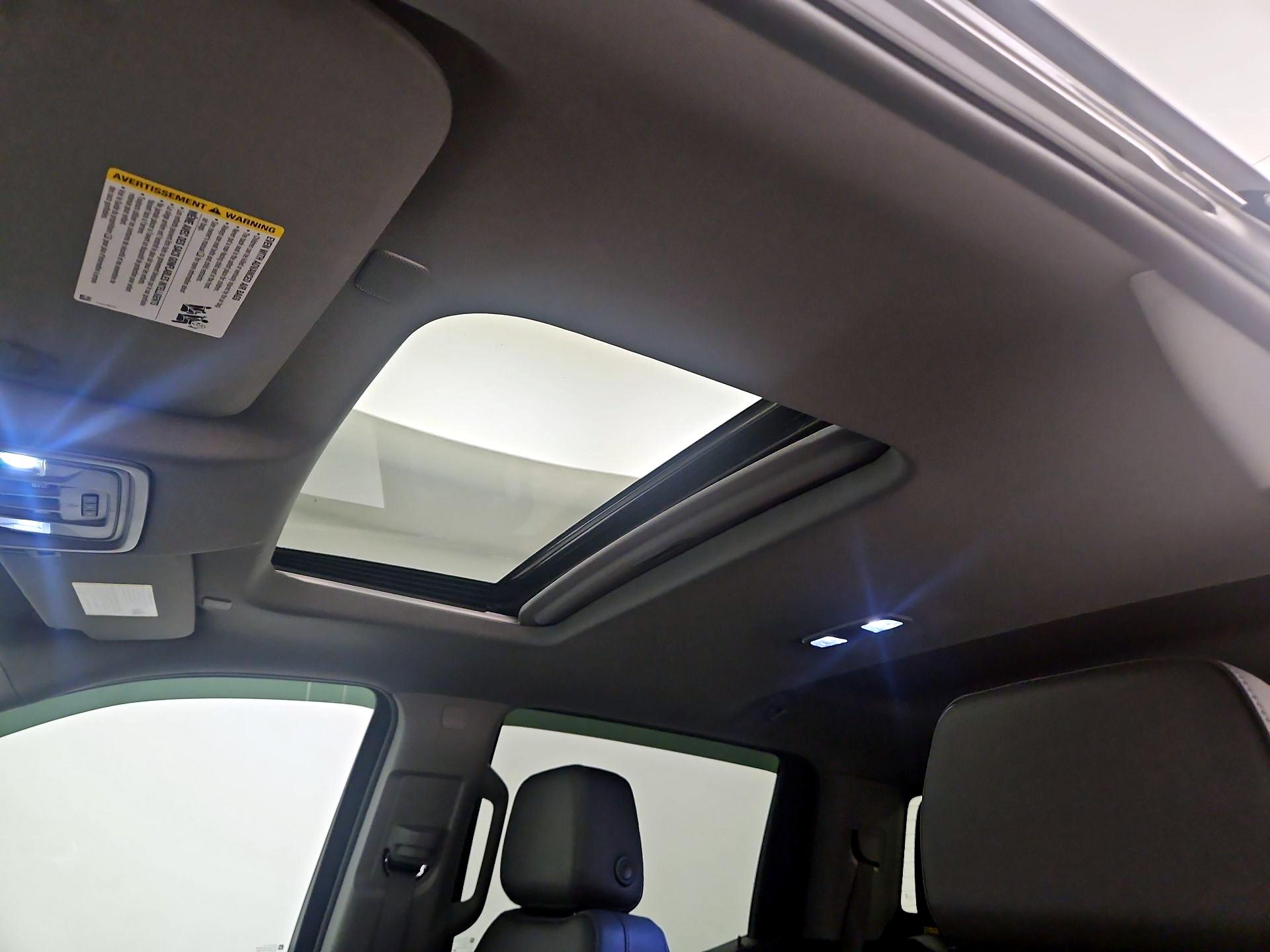 Thumbnail: 2025 Chevrolet Silverado 1500 - 19