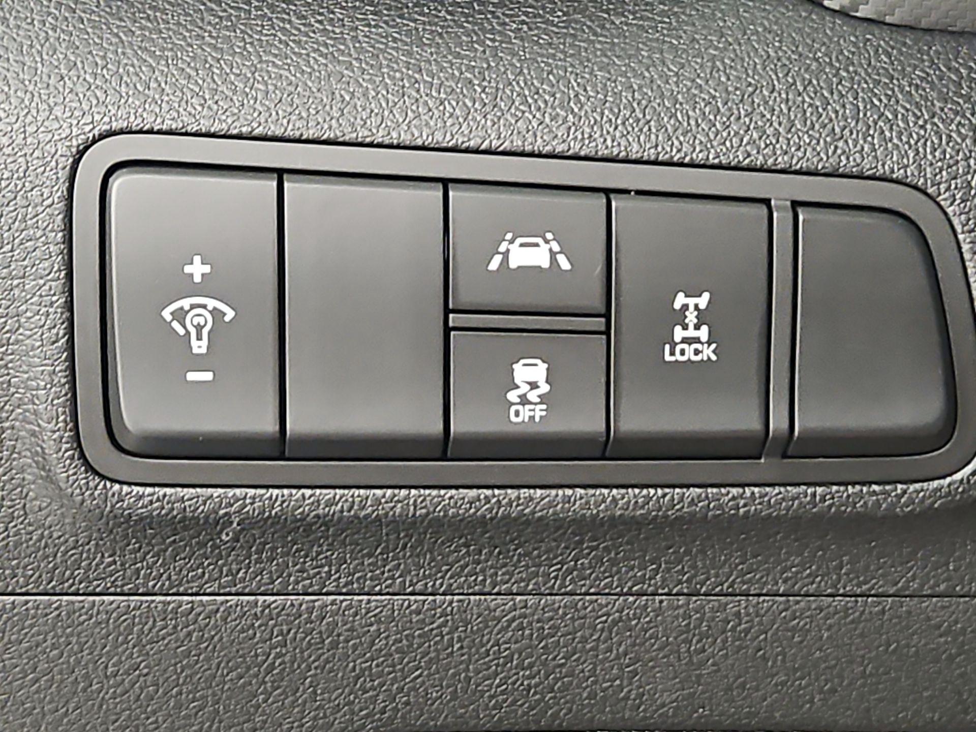 Thumbnail: 2019 Hyundai Tucson - 13