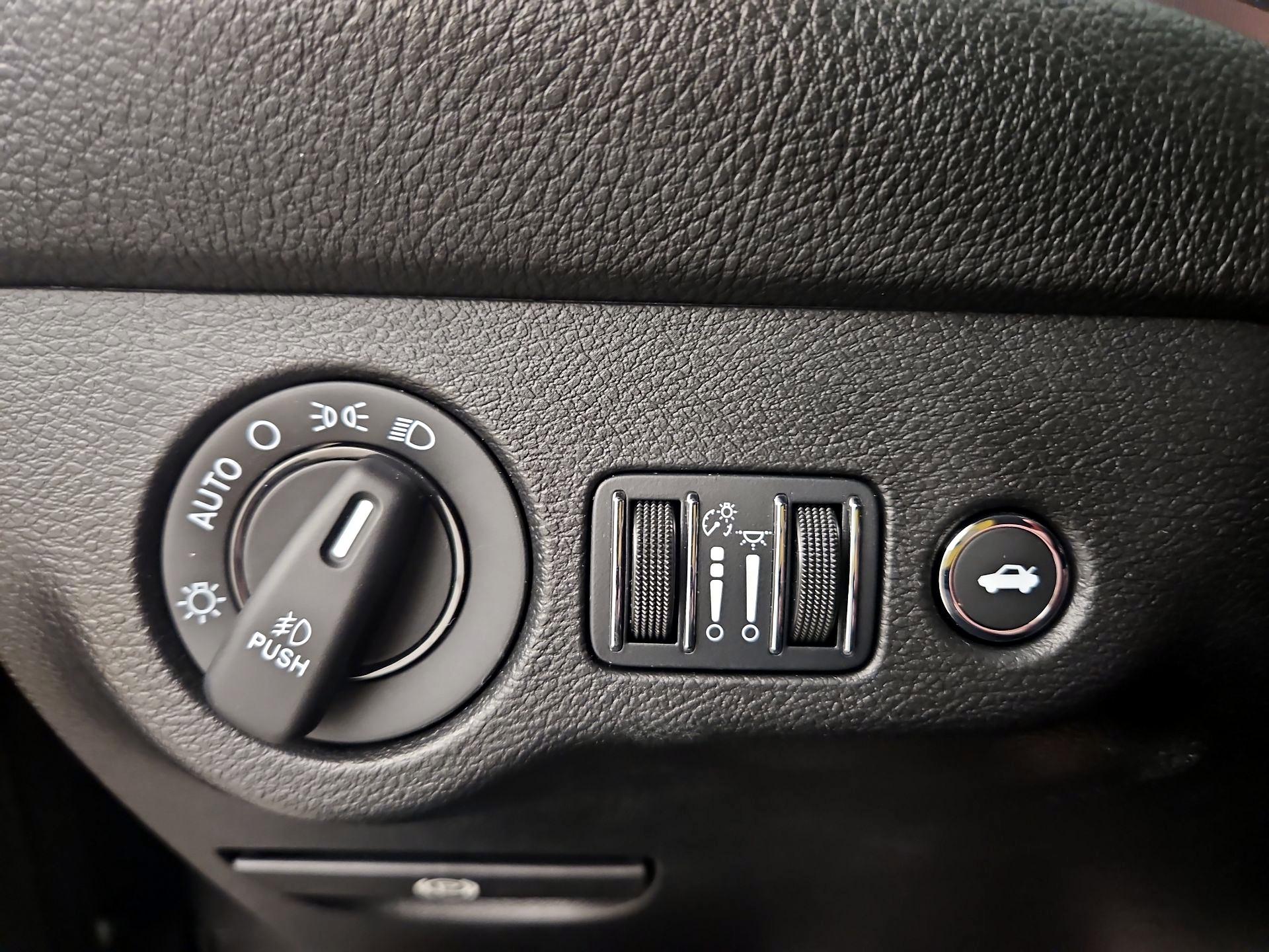 Thumbnail: 2023 Dodge Challenger - 13