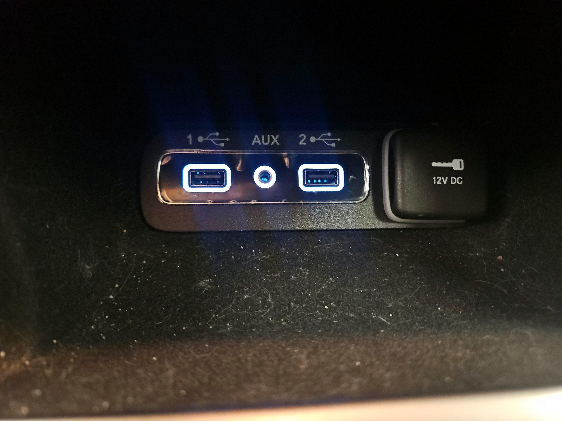 Thumbnail: 2020 Jeep Grand Cherokee - 19