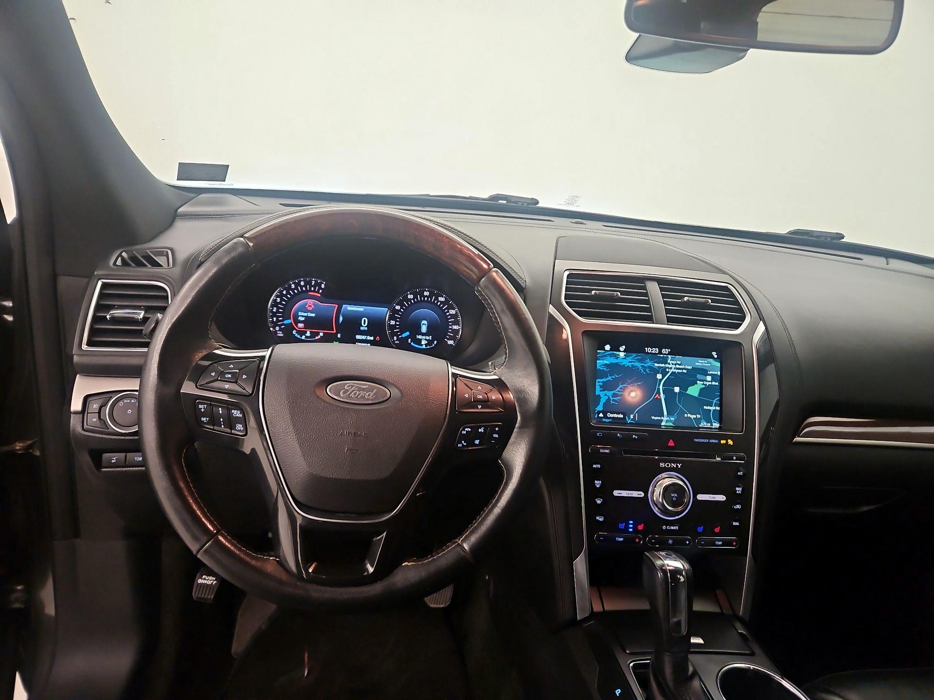 Thumbnail: 2017 Ford Explorer - 10