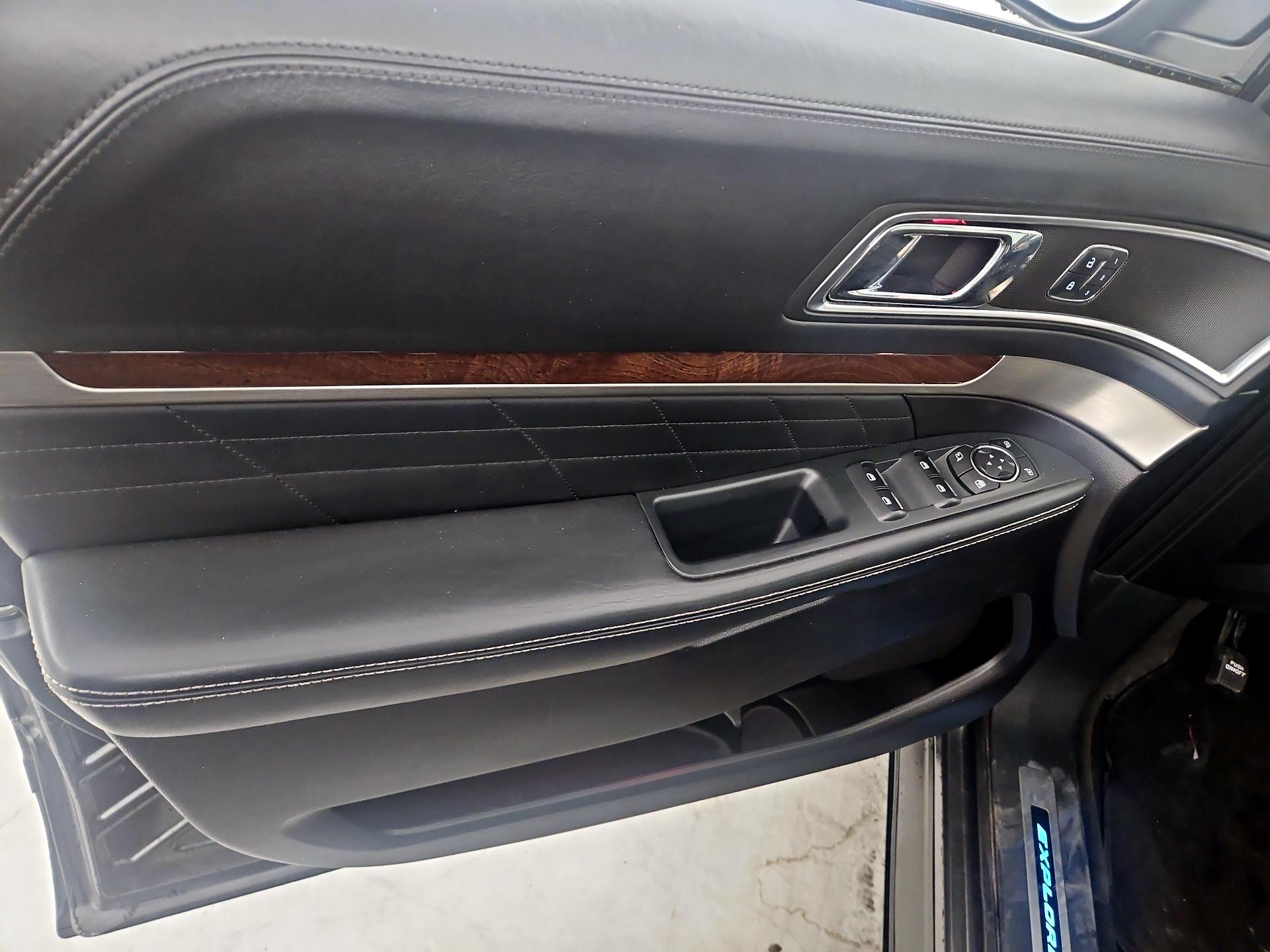 Thumbnail: 2017 Ford Explorer - 12