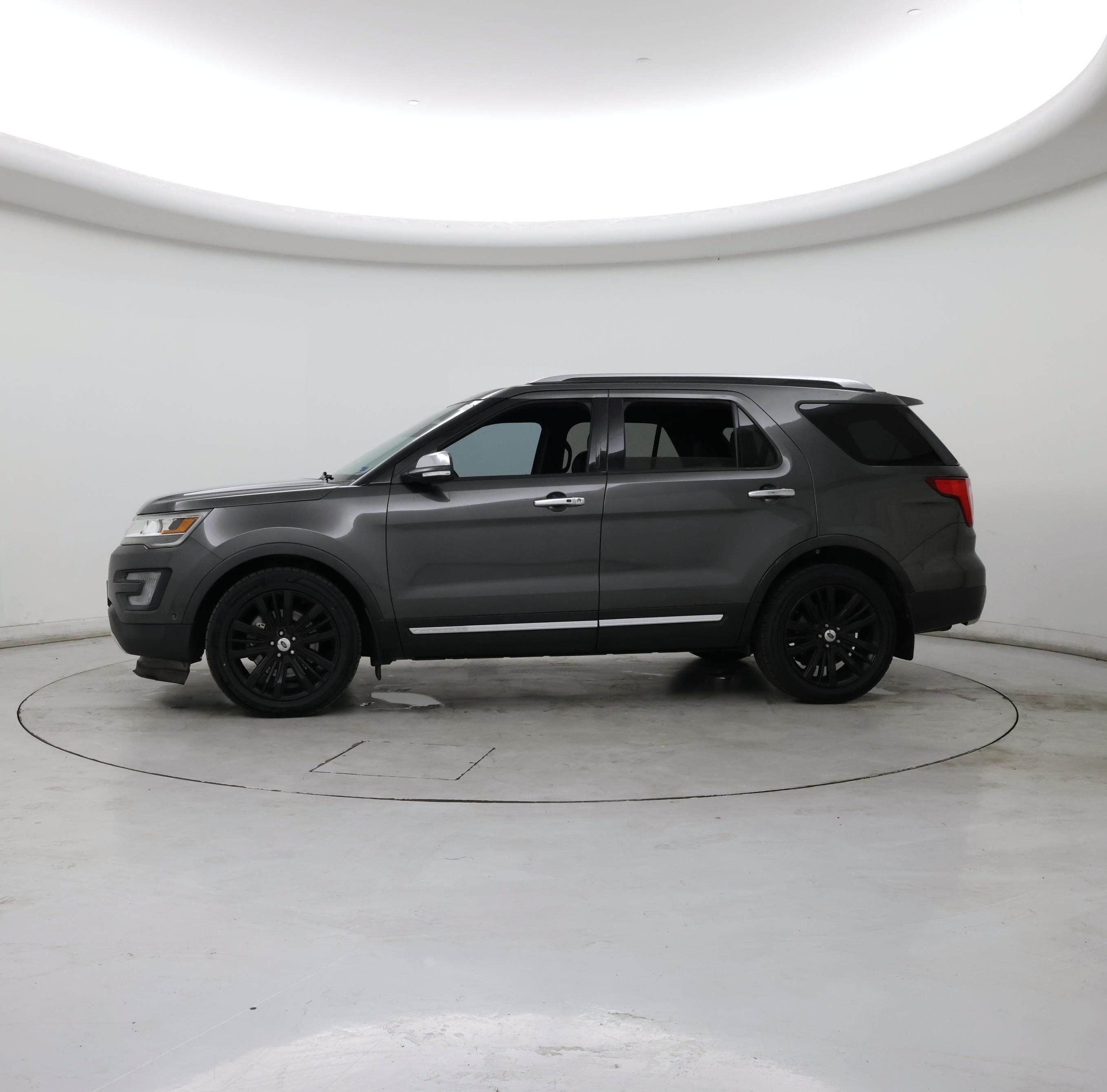 Thumbnail: 2017 Ford Explorer - 3