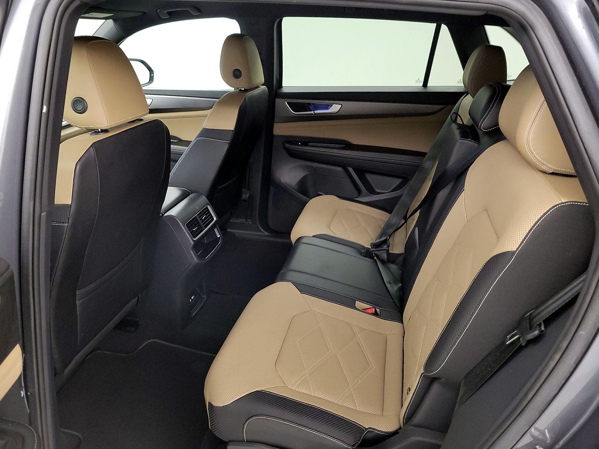 Thumbnail: 2024 Volkswagen Atlas - 19