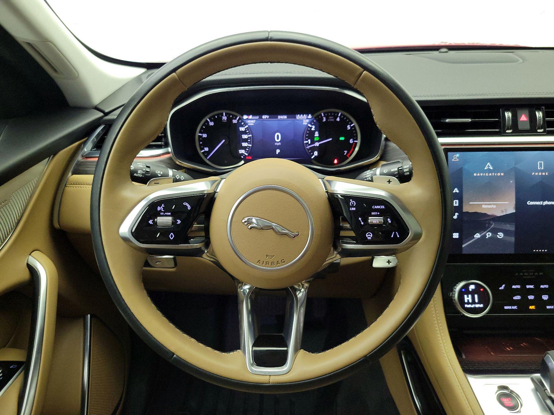 Thumbnail: 2023 Jaguar F-Pace - 10